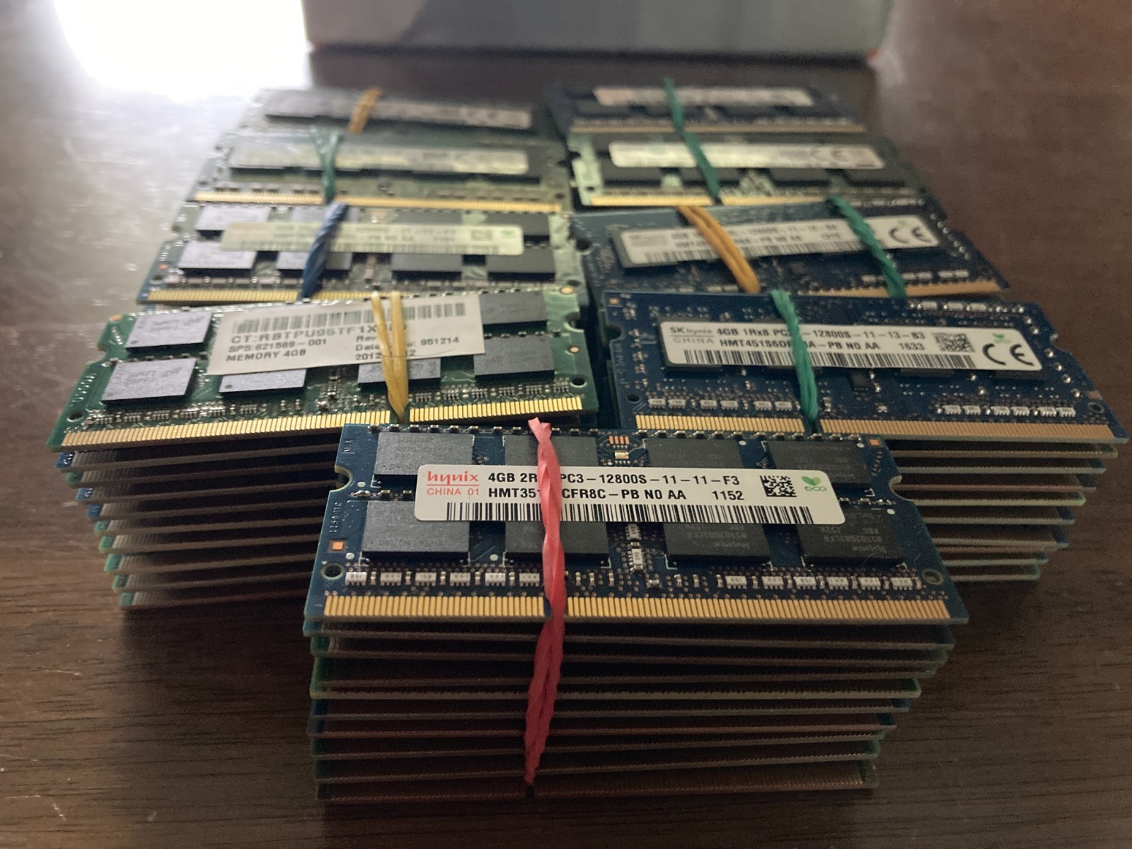 Lot of 89 pcs Mixed Brands 4GB DDR3 PC3L/PC3 Mixed speeds Laptop Ram working