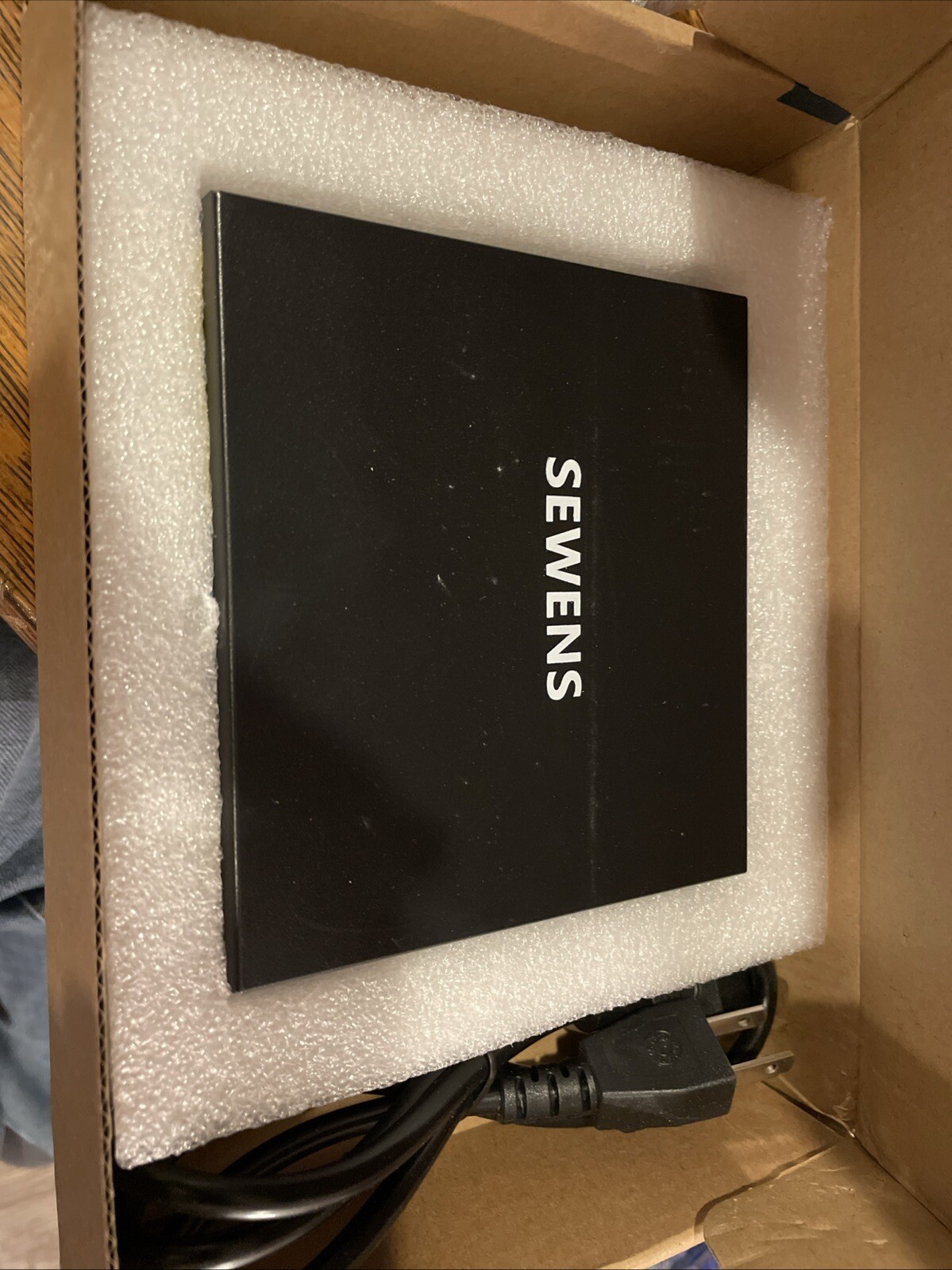 Poe 4/8 Switch With Poe Sewens 
