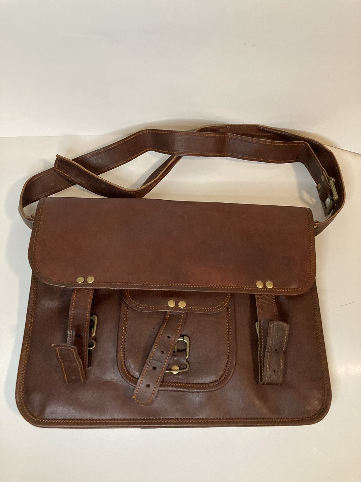 Cuero rugged leather laptop/messenger bag, durable canvas lining 13” wide 9”deep
