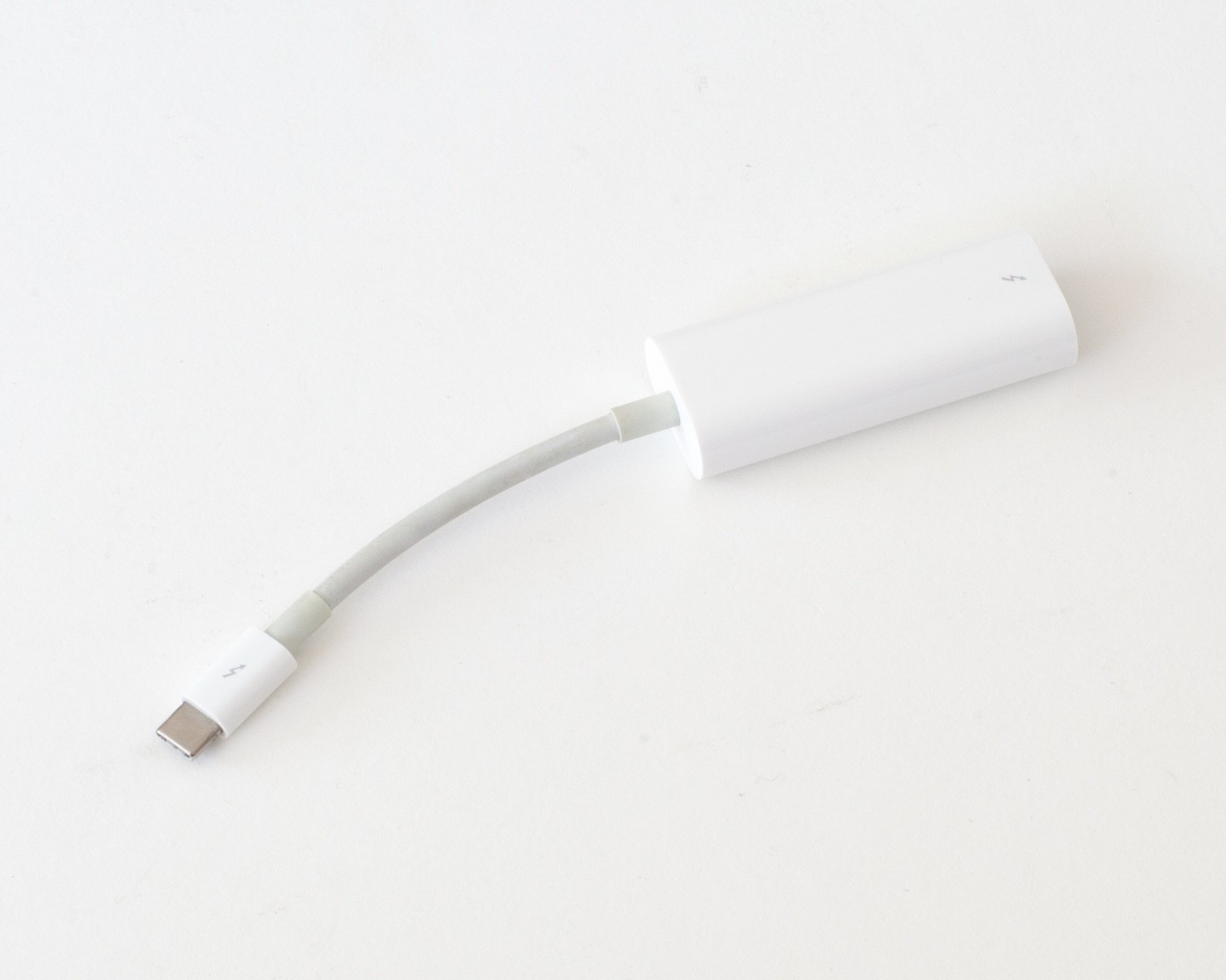 Genuine / OEM Apple Thunderbolt 3 (USB‑C) to Thunderbolt 2 Adapter · A1790