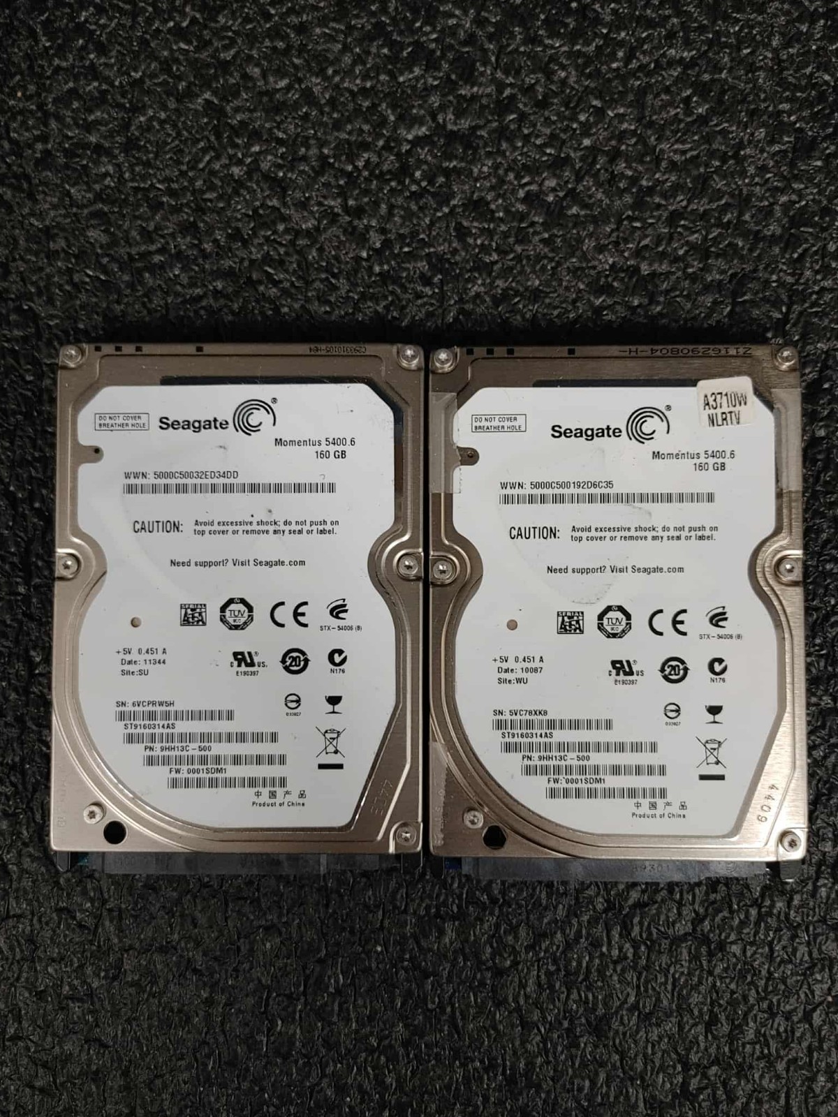 Lot of 2 Seagate 9HH13C-500 ST9160314AS 160GB 5.4K RPM 8MB 3 Gb/s SATA 2.5" HDD