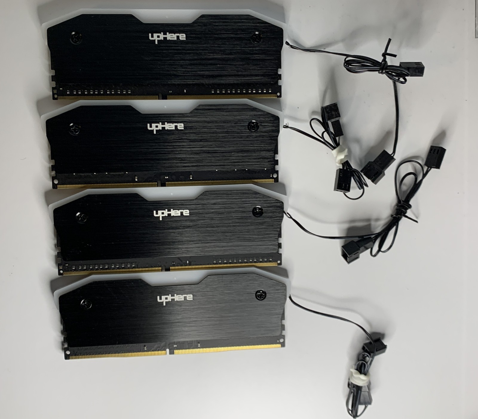 32GB(4x8GB) GeIL Pristine DDR4-2400 PC4-19200 Desktop RAM w/ upHere RGB Heatsink