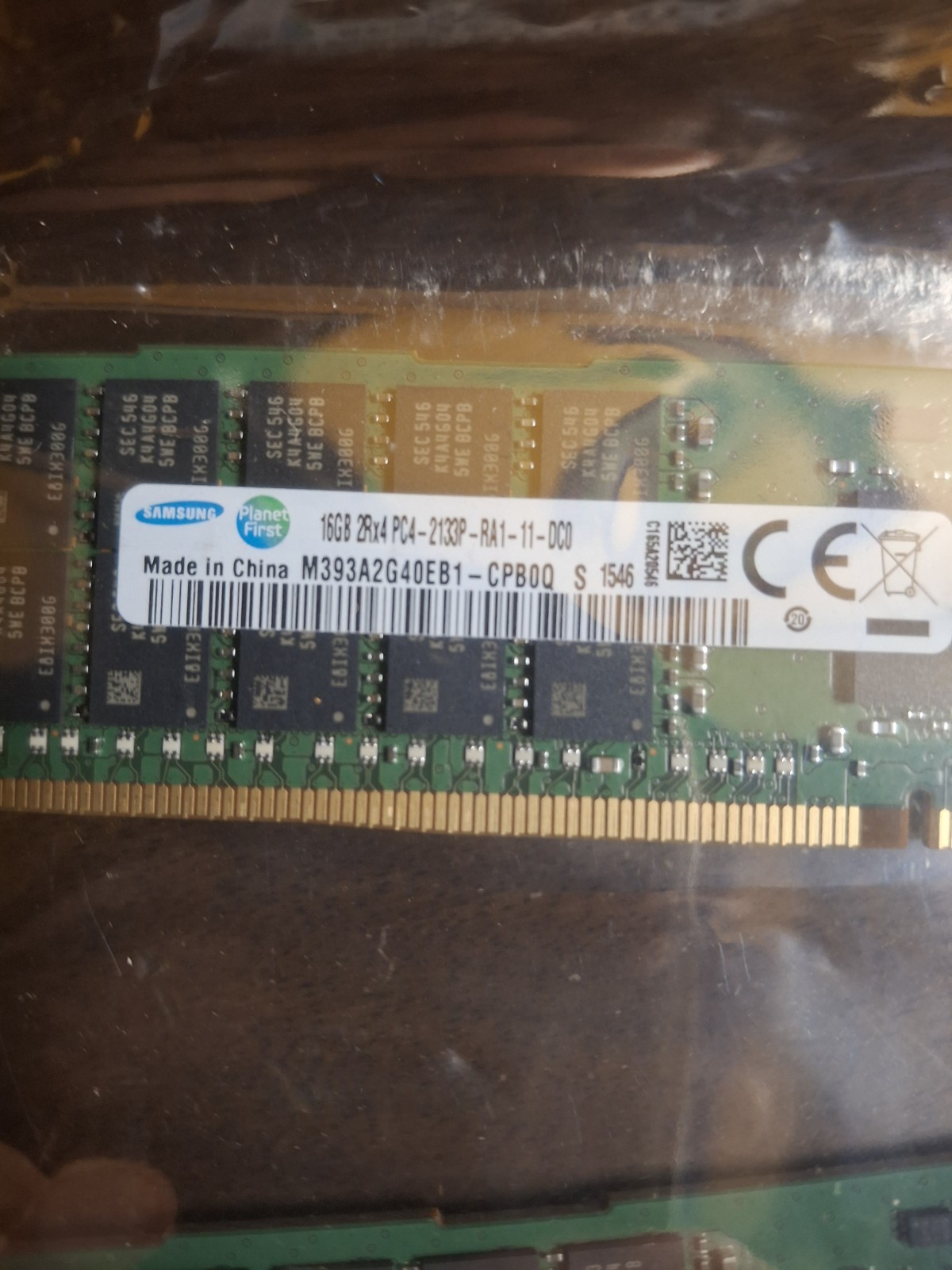 SAMSUNG M393A2G40EB1-CPB 16GB (1X16GB) 2RX4 PC4-2133P DDR4 MEMORY QTY4 - 64GB