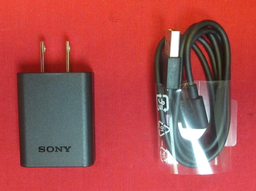 SONY XPERIA Z4 TABLET AC ADAPTER W/ USB TO USB MICRO A CABLE  AC-0061-US