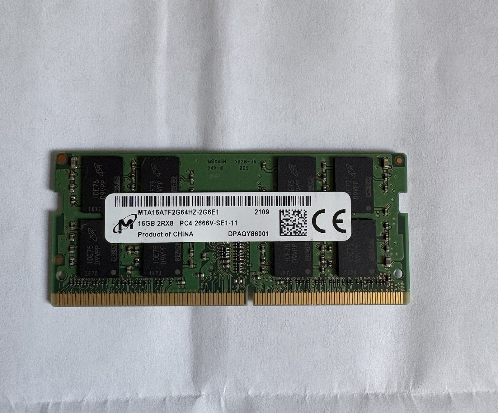 Micron 16GB DDR4 2666MHz SO-DIMM Laptop RAM MTA16ATF2G64HZ-2G6E1