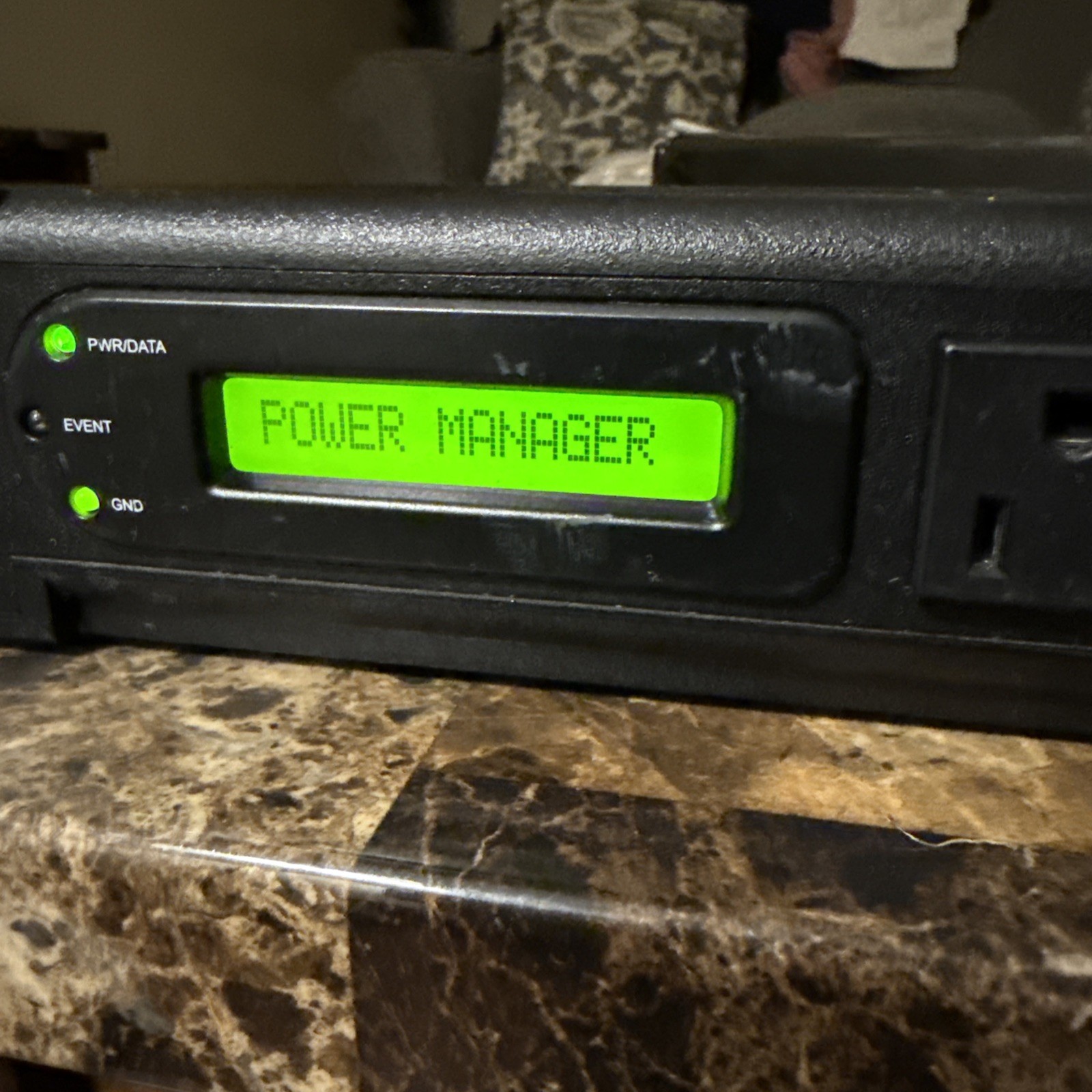 OEM INNOVOLT CV-TFB-2411 Surge Protector Power Manager Type 3 SPD 120 VAC 15A