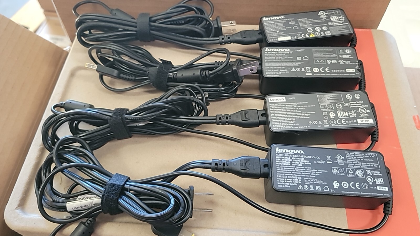 10pcs Genuine Lenovo ThinkPad 45W AC ADLX45NDC2A ADLX45NCC2A ADLX45NLC2A Square