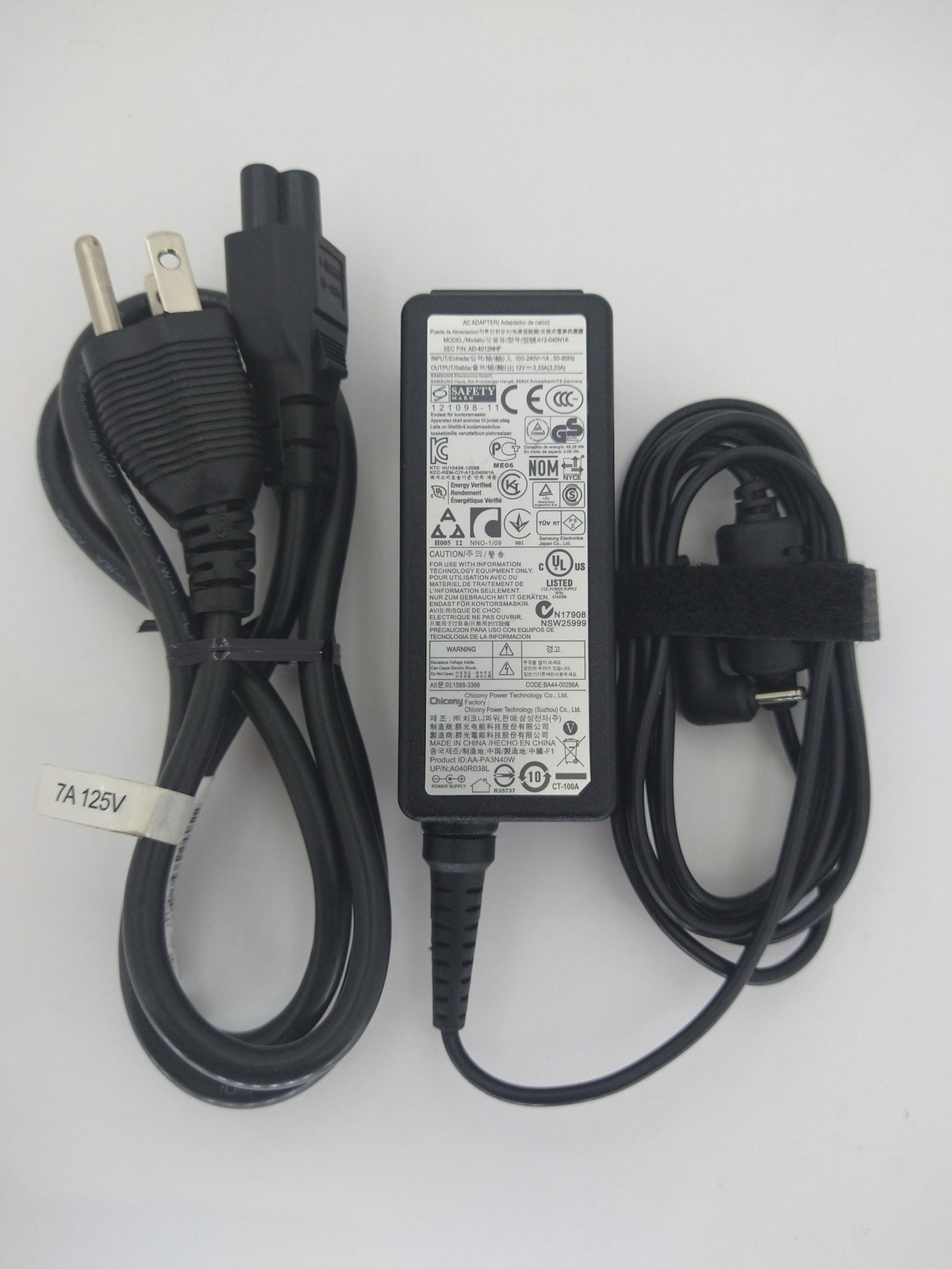 Original OEM Samsung 40W 12V 3.33A Charger Chromebook XE303C12 AD-4012NHF