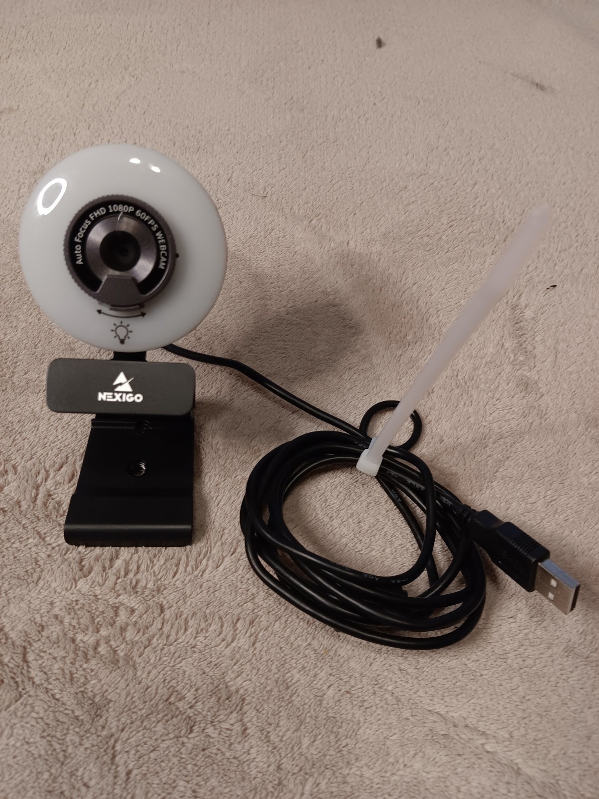 N960E NEXIGO N960E 1080P 60FPS WEBCAM WITH RING LIGHT