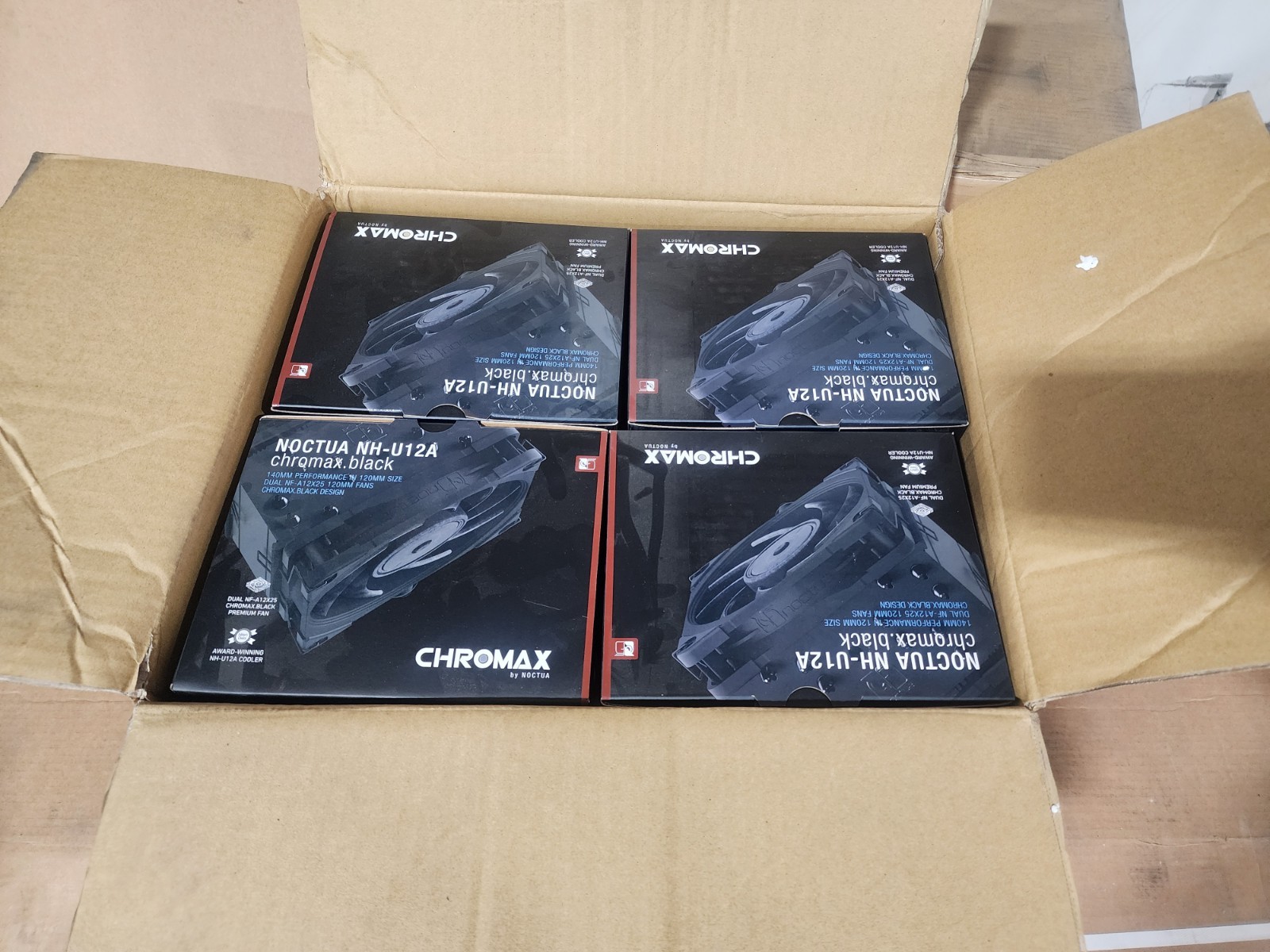 Noctua NH-U12A Chromax.Black 120mm Single-Tower CPU Cooler Black
