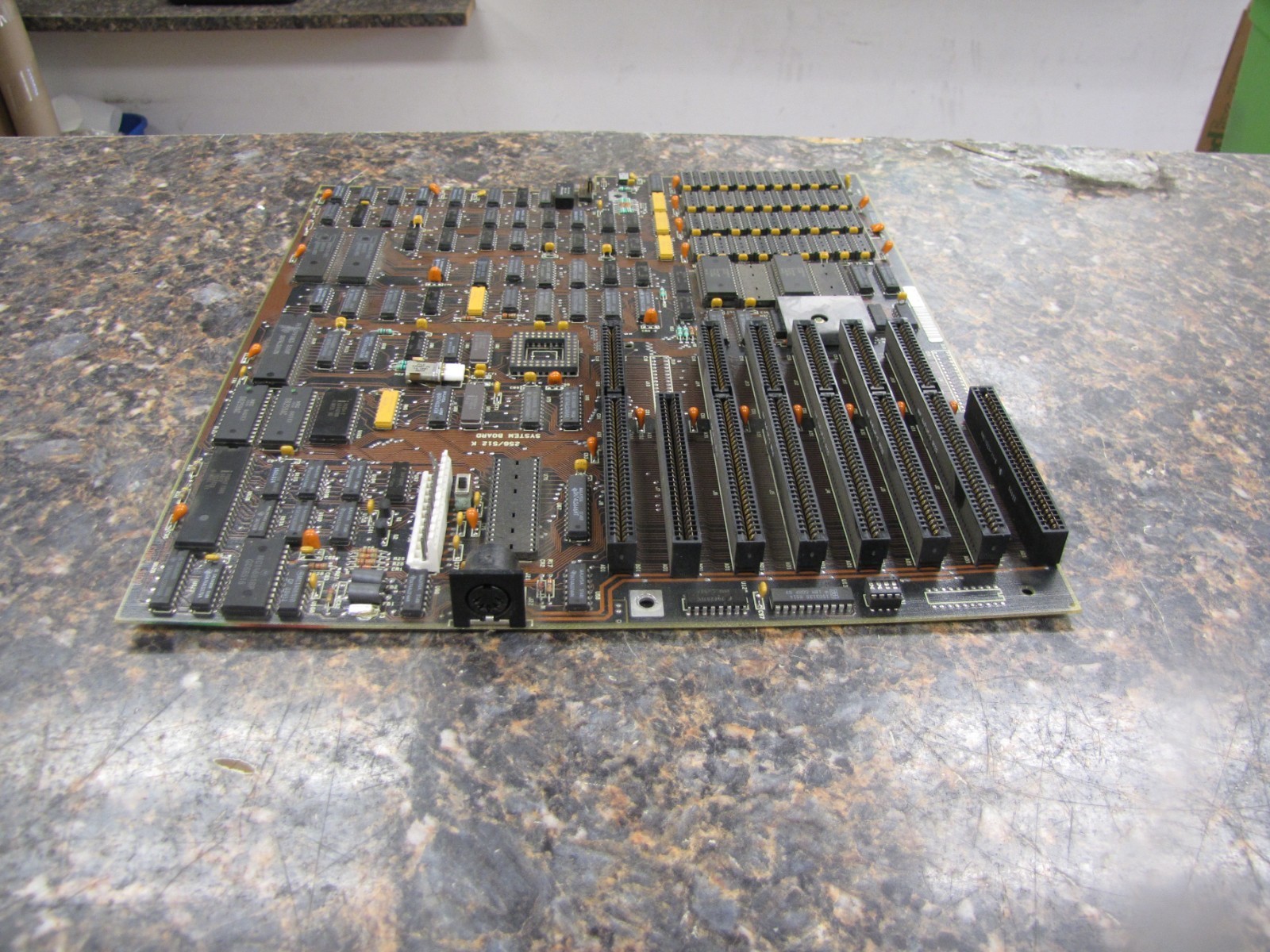 Vintage IBM 256/512 K System Board 6133920 APS Motherboard