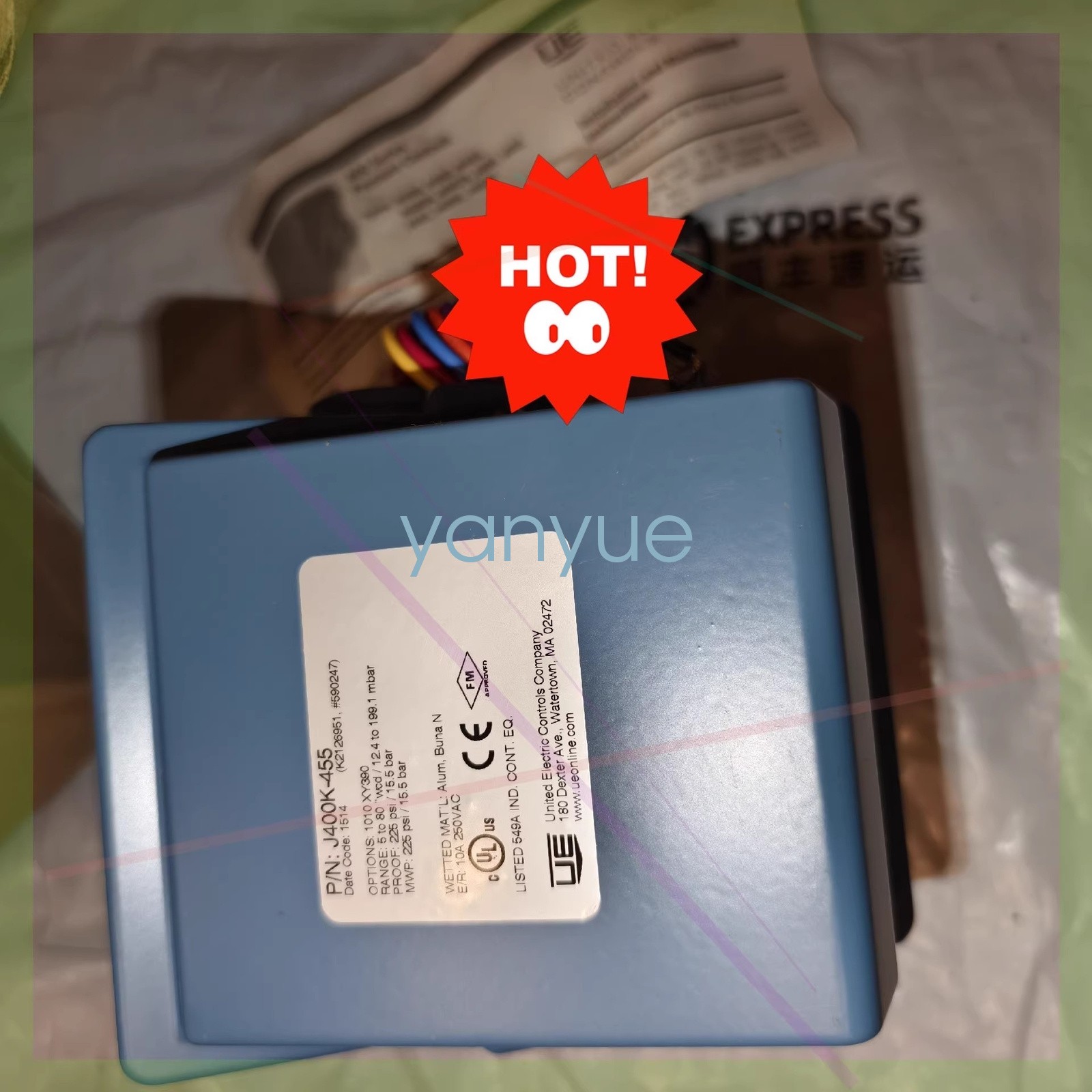 1pcs New UE Pressure Switch J400K-455 via FedEx or DHL