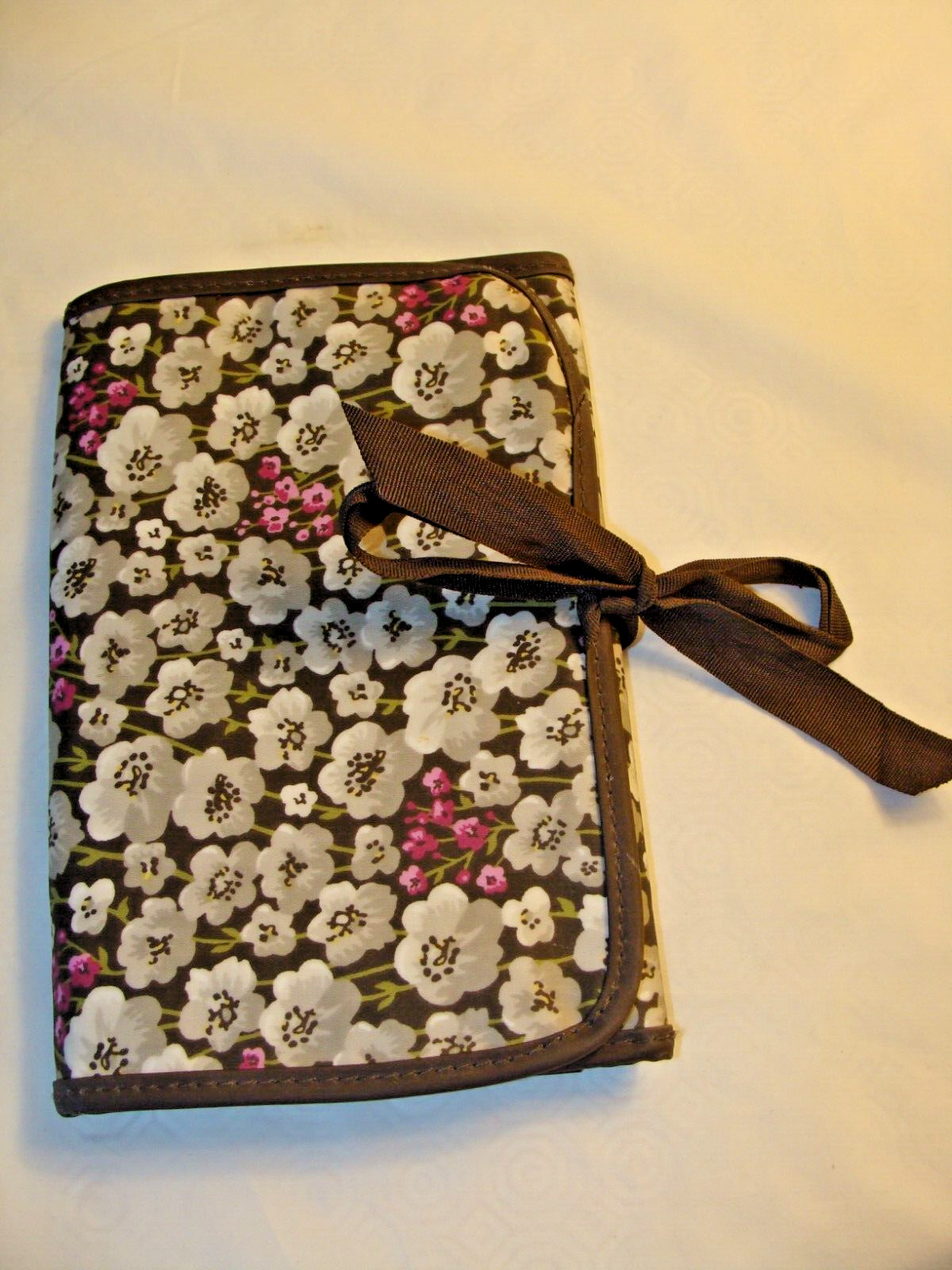31 Thirty One Bags Tote Tablet I pad Kindle Nook Case Cover Brown Pink Flowers