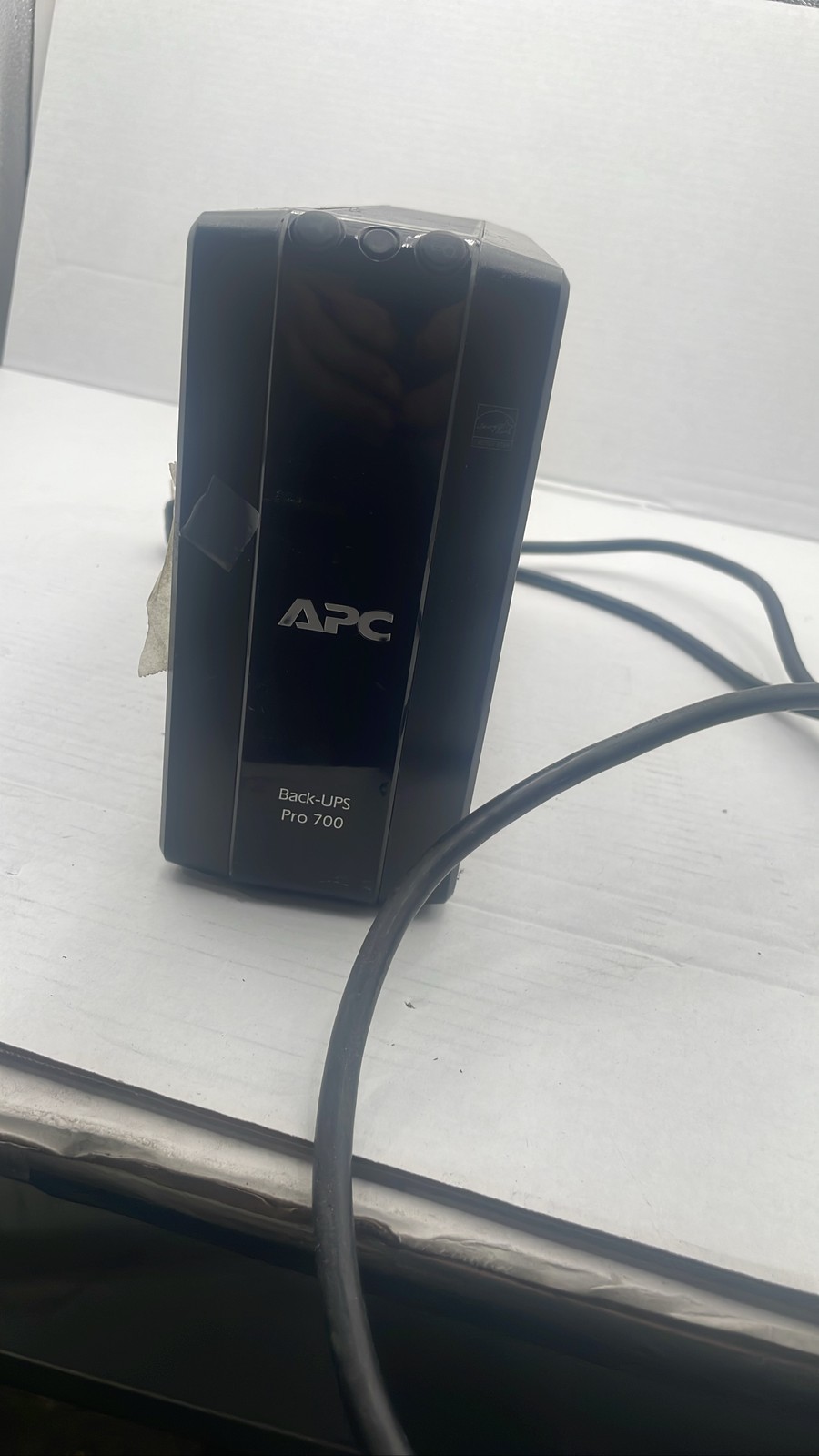APC Back-UPS Pro 700 BR700G 700VA 420W UPS Battery Backup AVR
