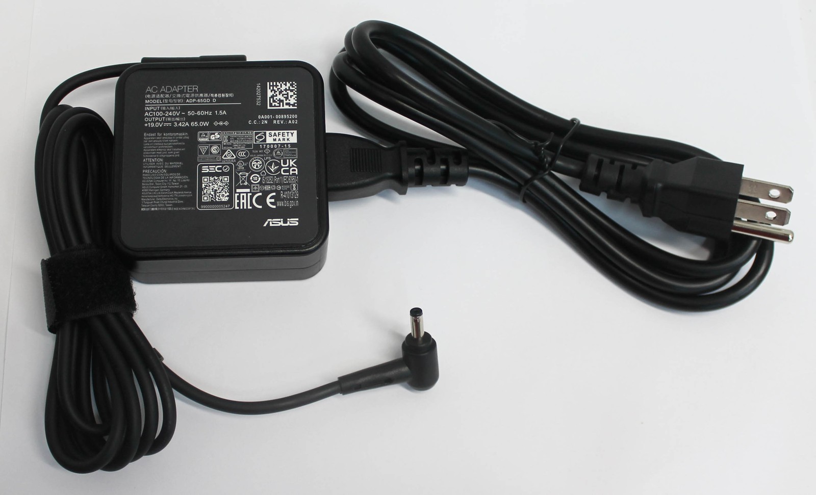 0A001-00892200 ASUS AC ADAPTER 65W 19V 3PIN 4PHI "GRADE A"
