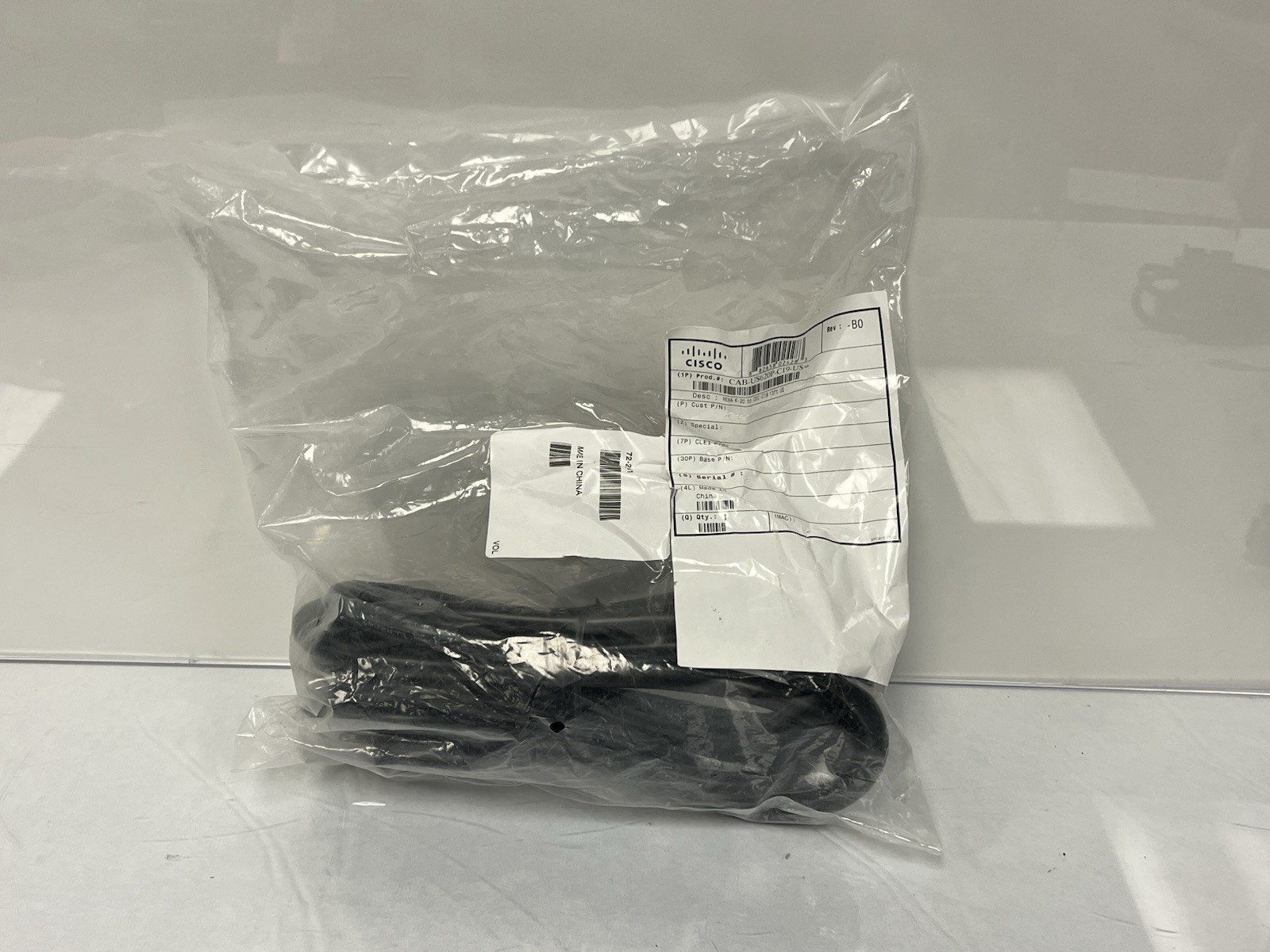 Cisco Power Cord CAB-US620P-C19-US 13FT 300V AC NEMA 6-20 to ICE-C19 NEW