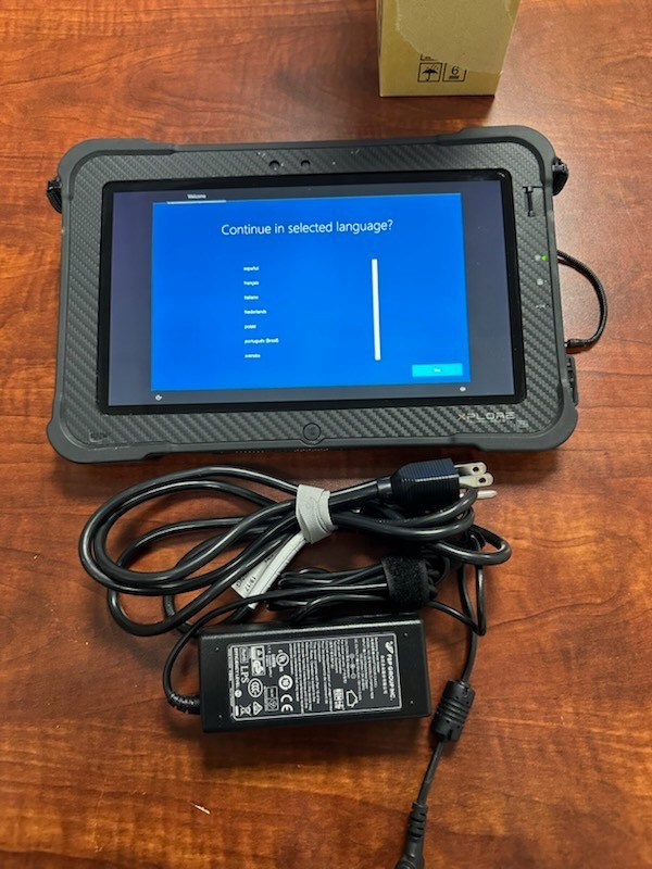 iX101B2 Xplore XLATE B10 Rugged Tablet i5-5200U 8GB 128GB SSD 10" Touch 4G LTE