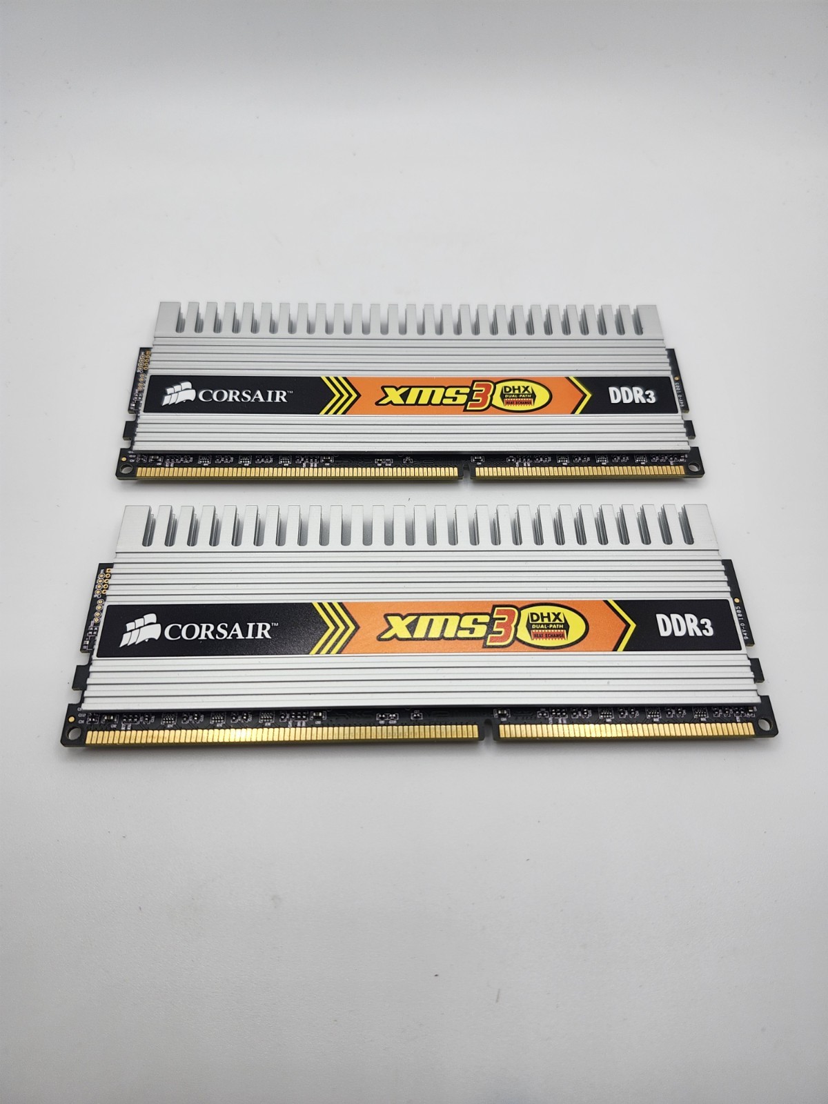 Corsair XMS2 2-1GB Sticks 800MHz DDR2 PC2-6400 RAM Memory CM2X1024-6400C5DHX
