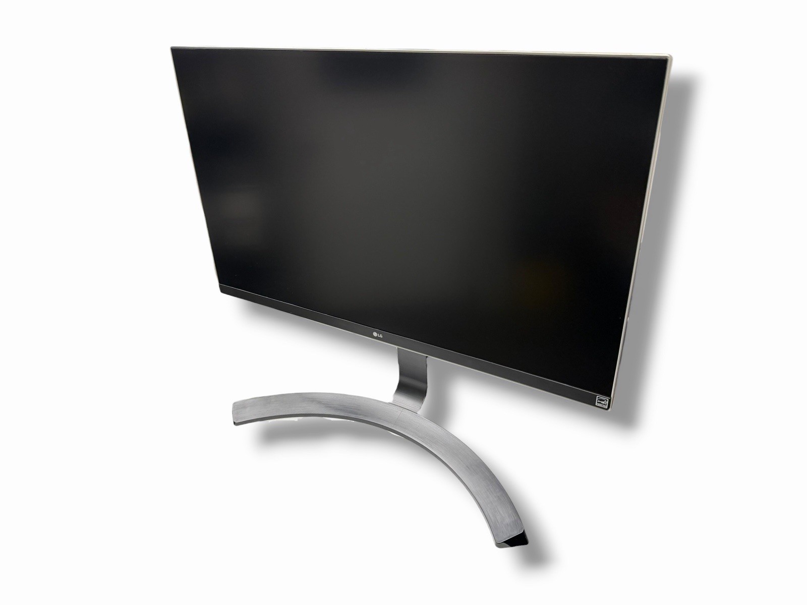 LG 27UD68P-B 27" IPS LED LCD w/Stand - Grade B - No AC Adapter