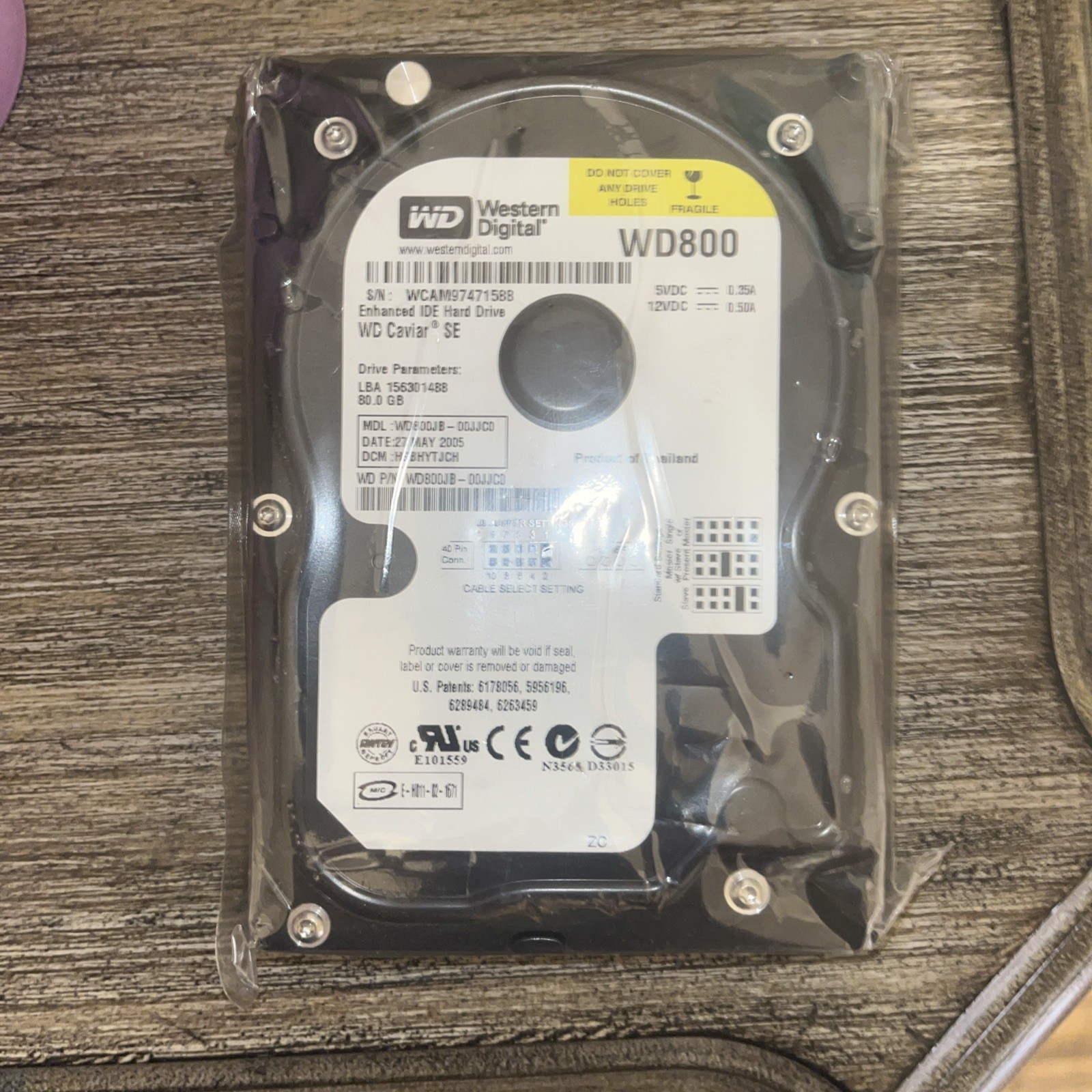 Western Digital WD800JB-00JJC0 80GB IDE HDD DCM: HSBHYTJCH May 2005 Caviar SE