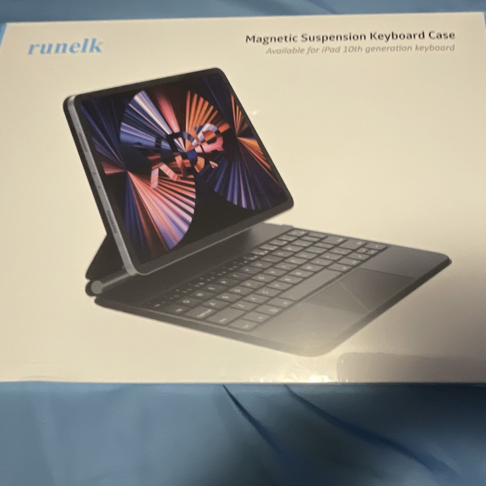 runelk Magnetic Suspension Keyboard Folio Case for iPad 10th Gen 10.9" Black