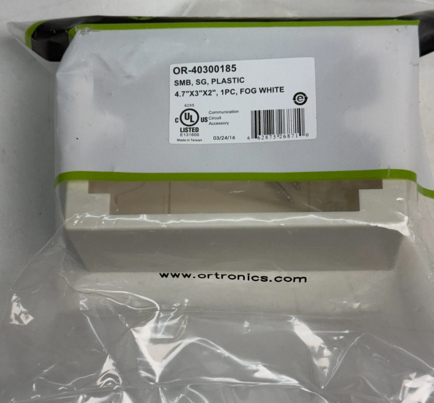 Ortronics OR-40300185 SMB SG Plastic Fog White 4.7"x3"x2" 1 pc(R13)