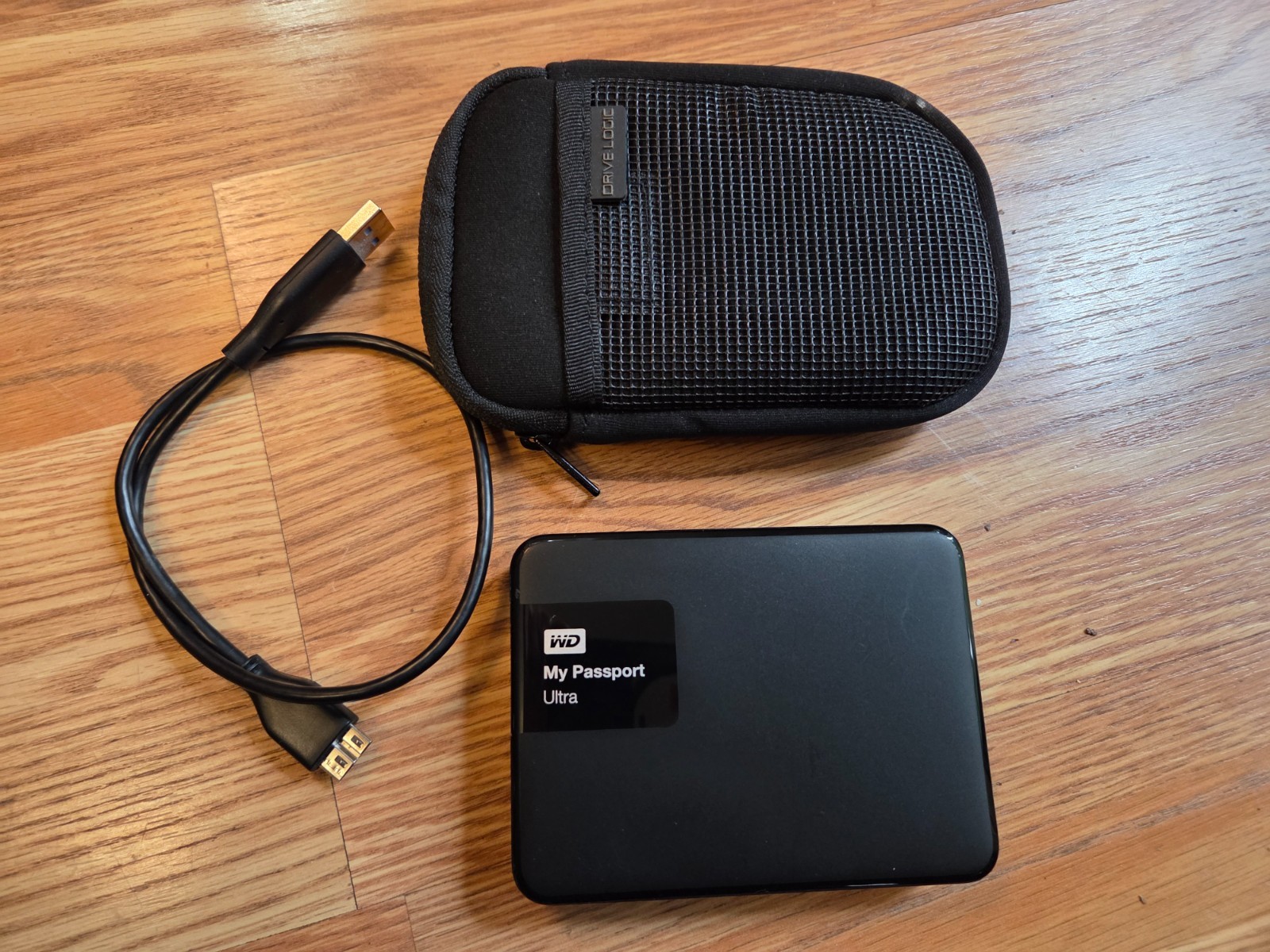 WD Western Digital 2TB My Passport Ultra USB External HDD Drive WDBBKD0020BBK-05