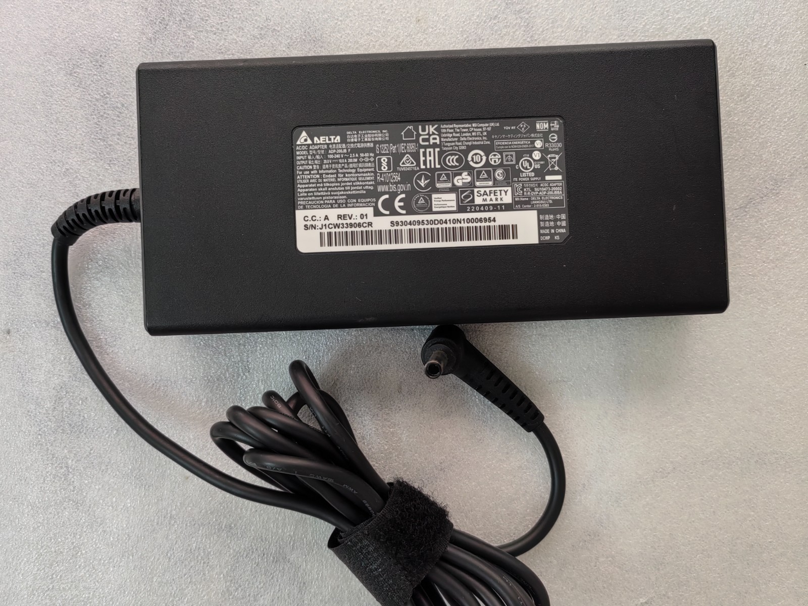 Delta 20V 10A For MSI Katana A15 AI B8VF B8VG B8VF-437US B8VG-423US 200W Genuine