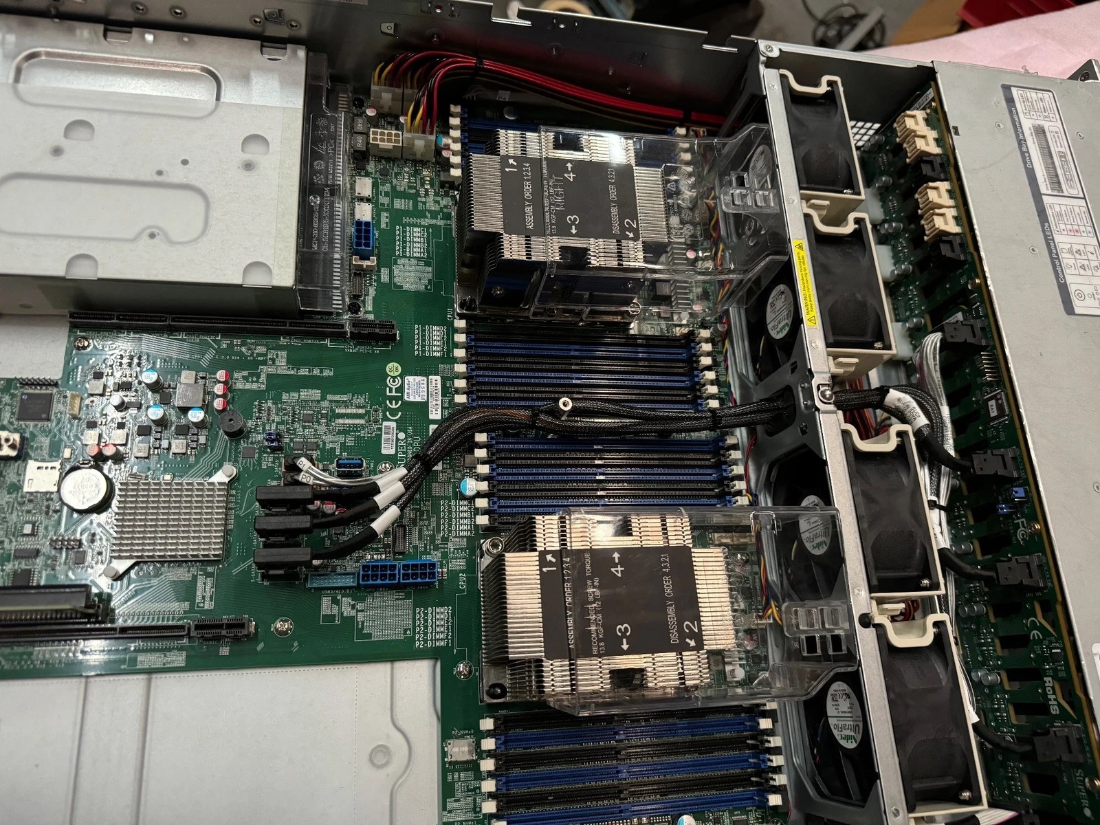 Supermicro SYS-2029U-TR4 2.5x24"(4xU.2 nvme) SFF 2x6240 2x1600W 2U-