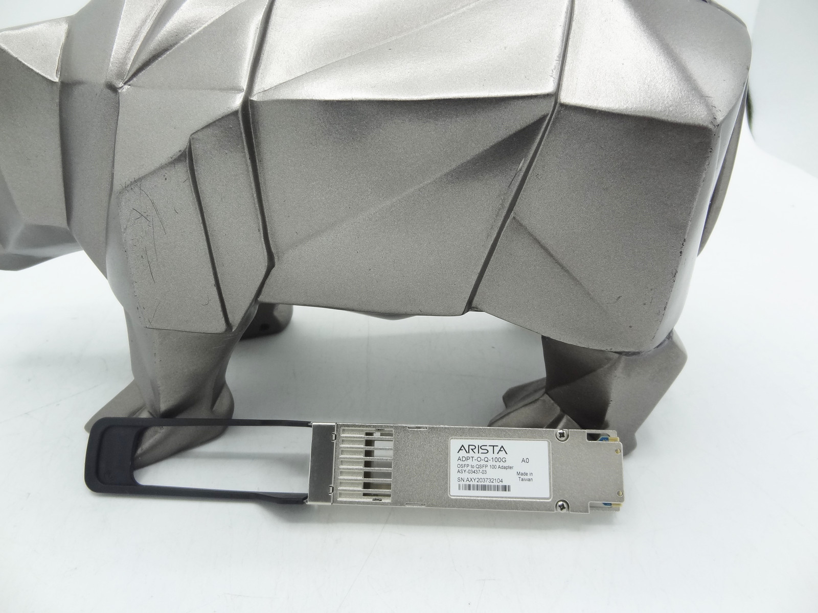 Arista ADPT-O-Q-100G OSFP to 100G QSFP adapter