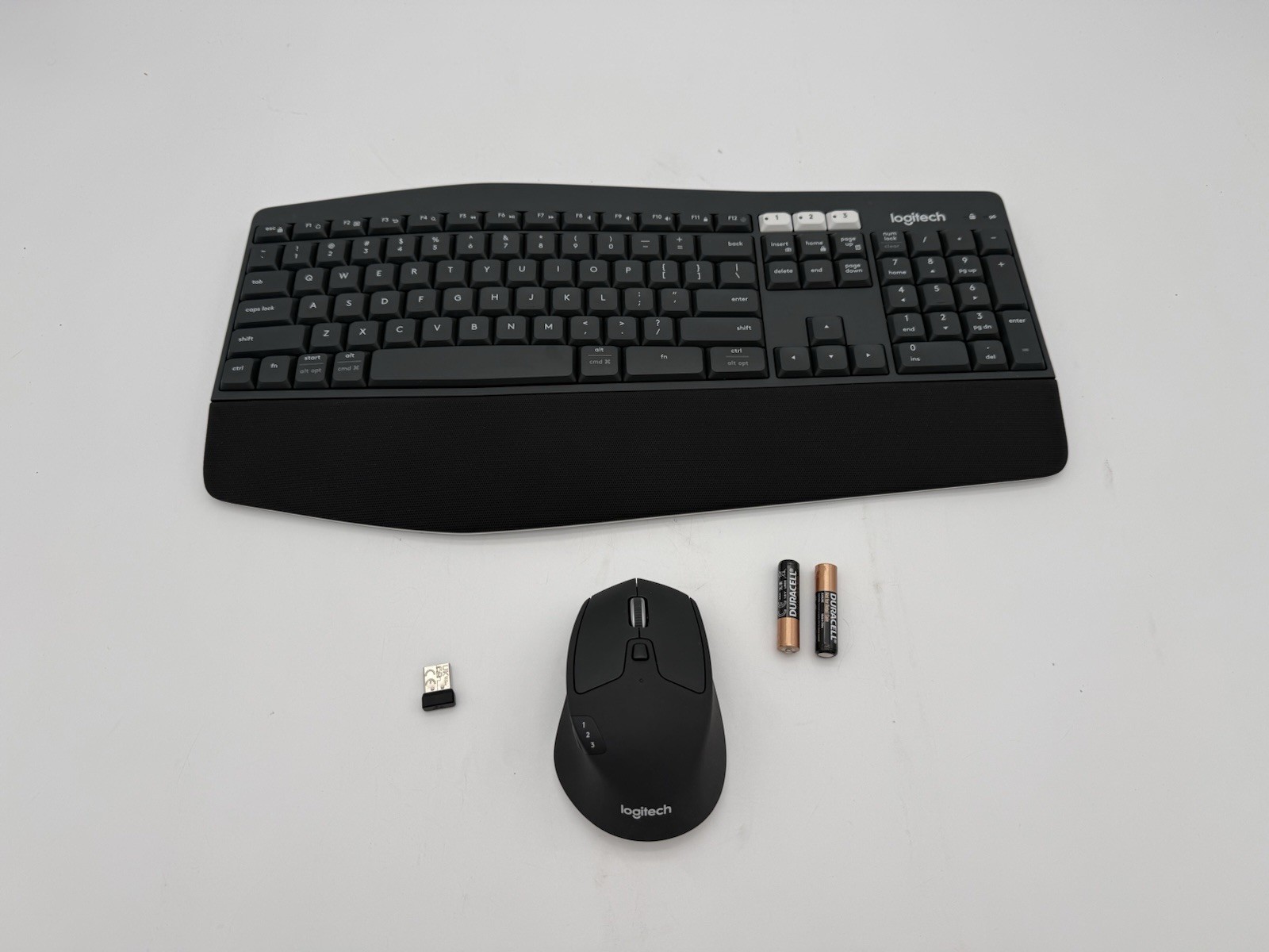 Logitech MK850 Performance Wireless Keyboard Mouse Combo w/ USB Receiver