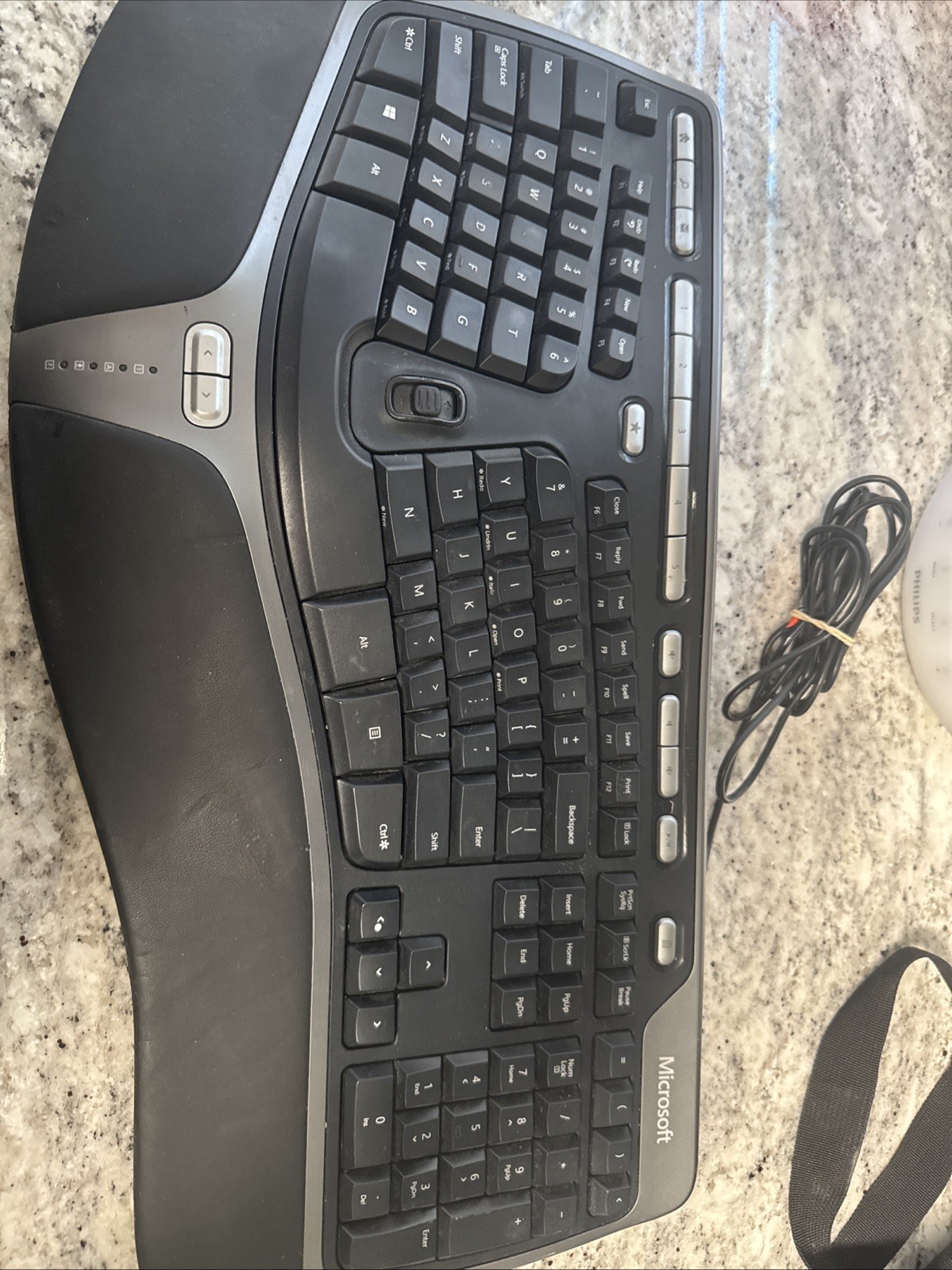 Microsoft Natural Ergonomic Keyboard 4000 V1.0 Model 1048 USB Tested Working