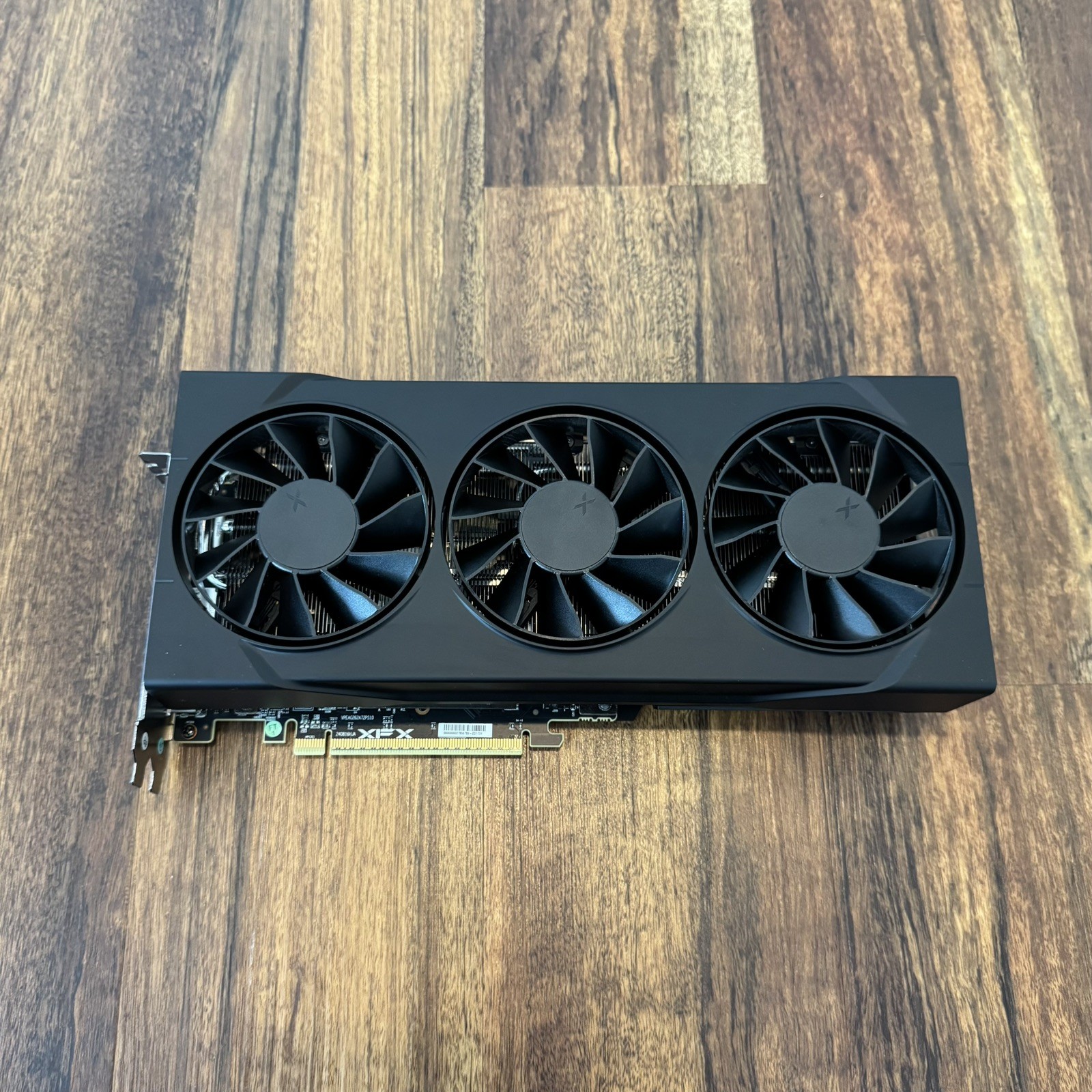 XFX SWIFT Radeon RX 9060 XT OC 16GB GDDR6 Graphics Card Triple Fan