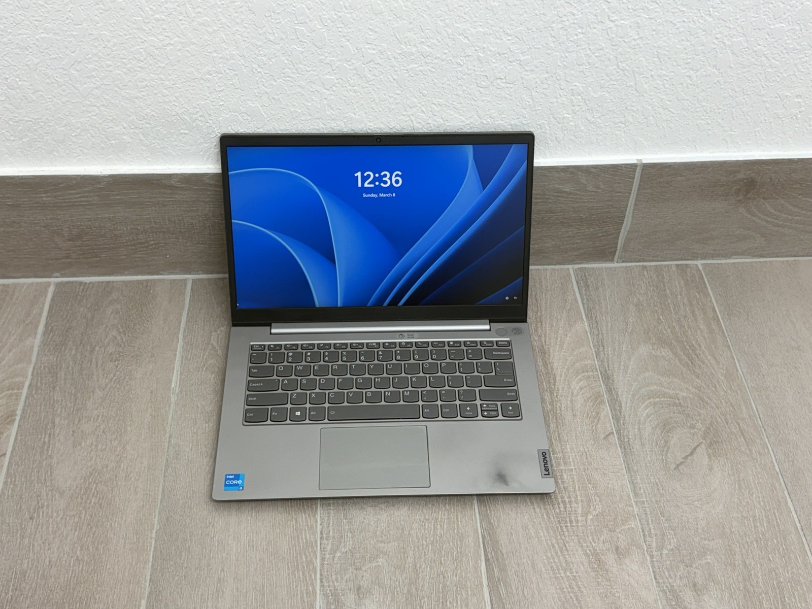 Lenovo ThinkBook 14 G2  14" Core i5-1135G7 8GB RAM 256GB NVMe SSD Win-11 Pro