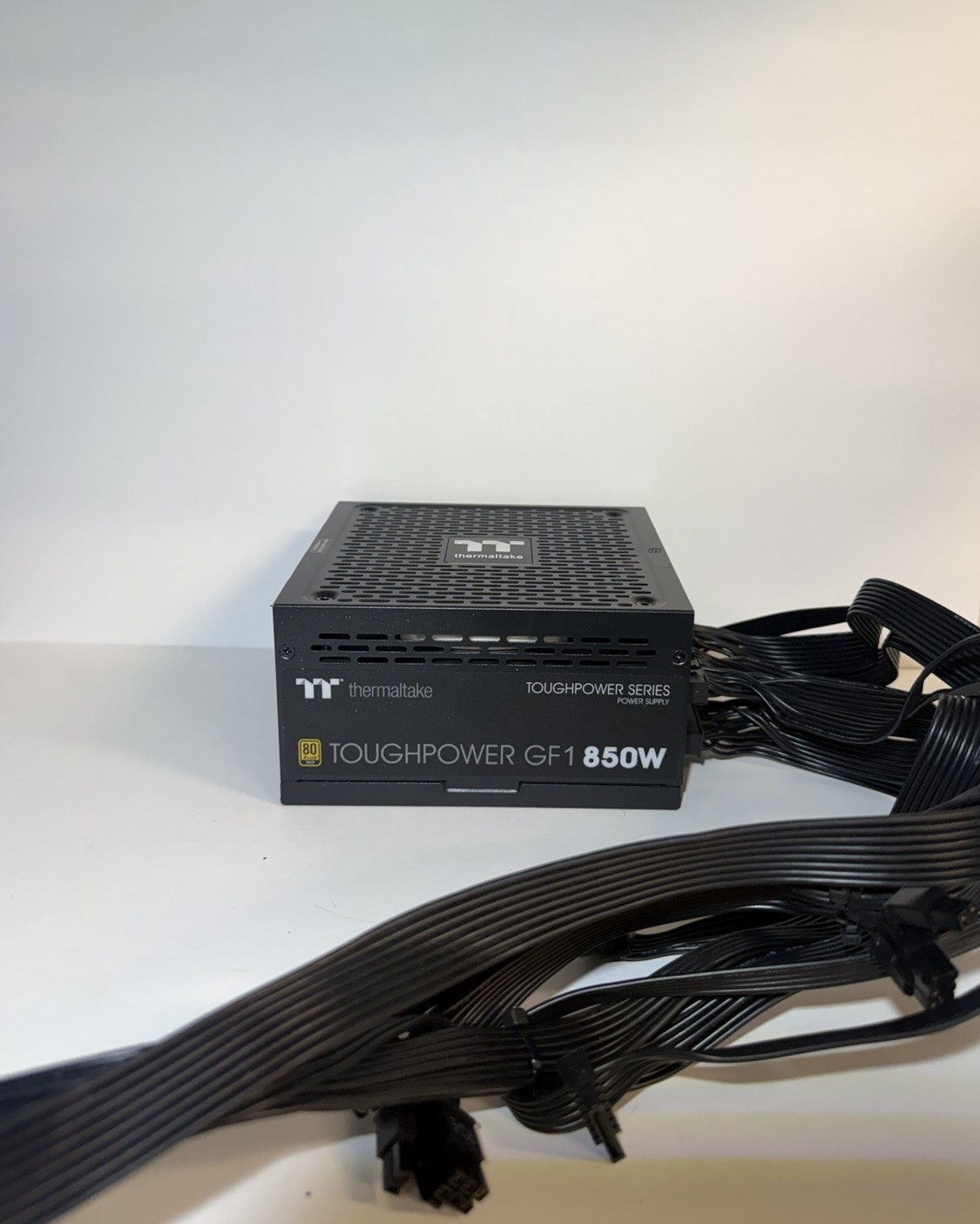 Thermaltake Toughpower GF1 850W Power Supply (PS-TPD-0850FNFAGU-1) Fully Modular