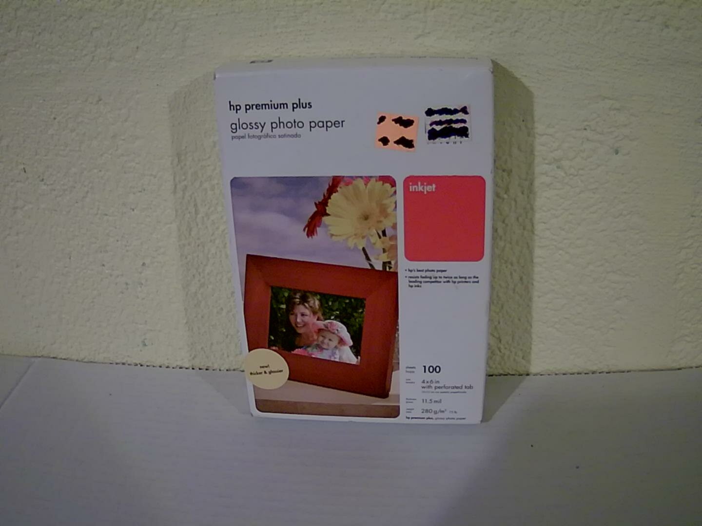 HP Premium Plus Glossy Photo Paper Inkjet 100 Sheets 4x6 in Perforated Tab