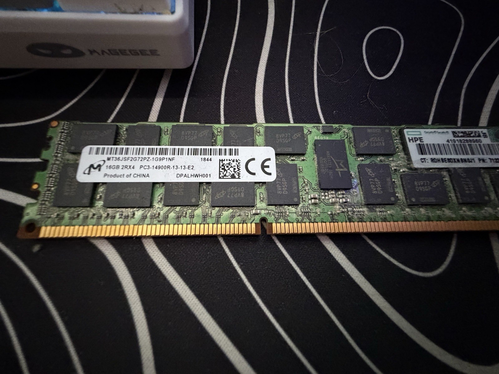 Micron 16GB 2Rx4 PC3-14900R DDR3 1866 ECC Server Memory MT36JSF2G72PZ-1G9E1HG