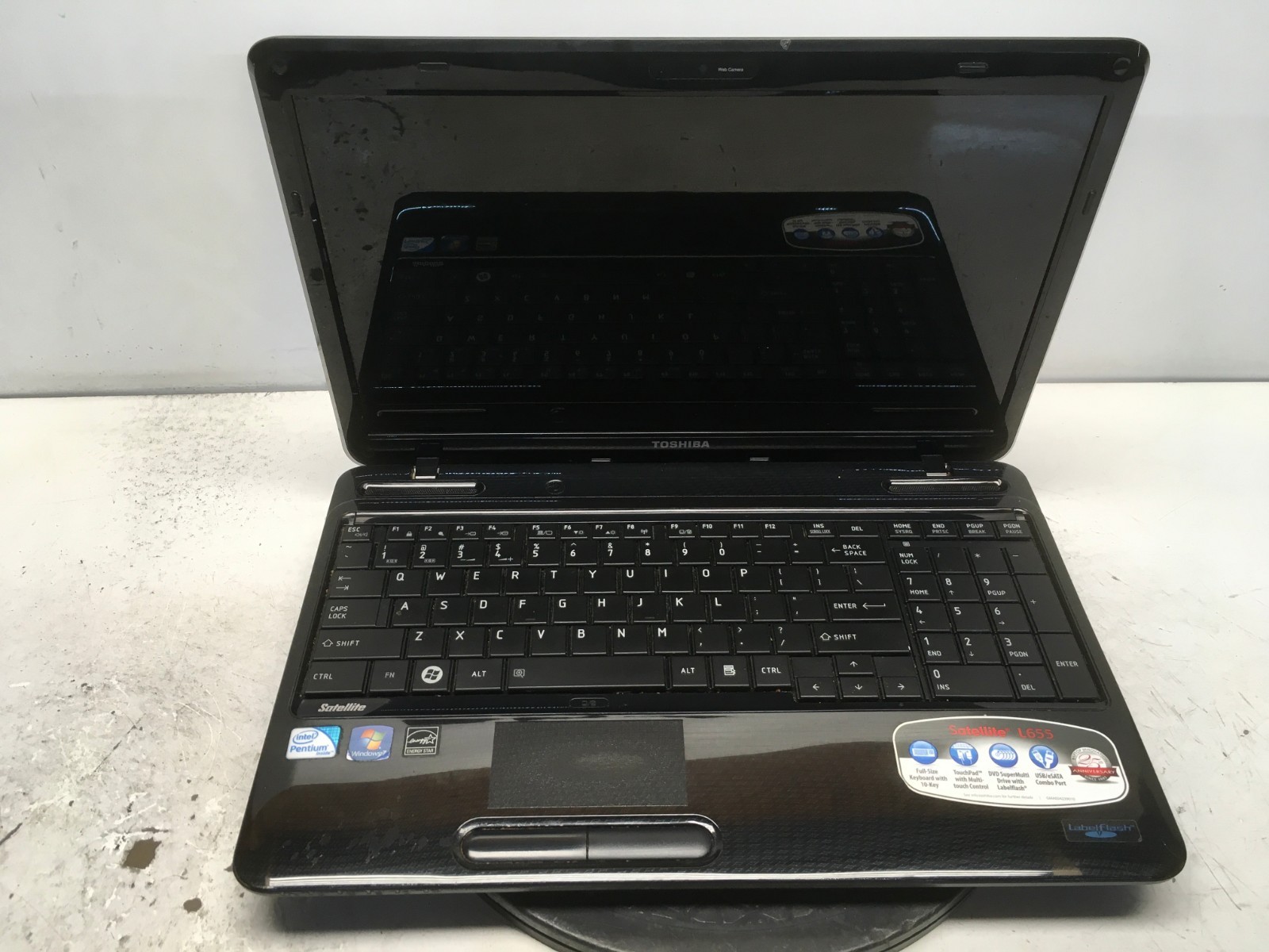 Toshiba Satellite L655-S5096 Intel Pentium P6100 2GHz 3 GB NO HDD No Batt