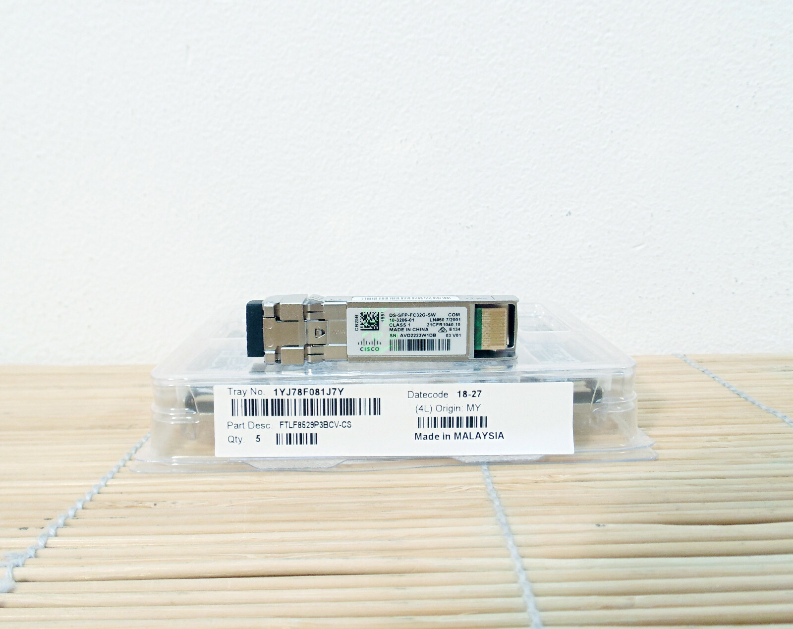 NEW Cisco DS-SFP-FC32G-SW 32Gbps Fibre Channel SW SFP+ LC V01 New Other