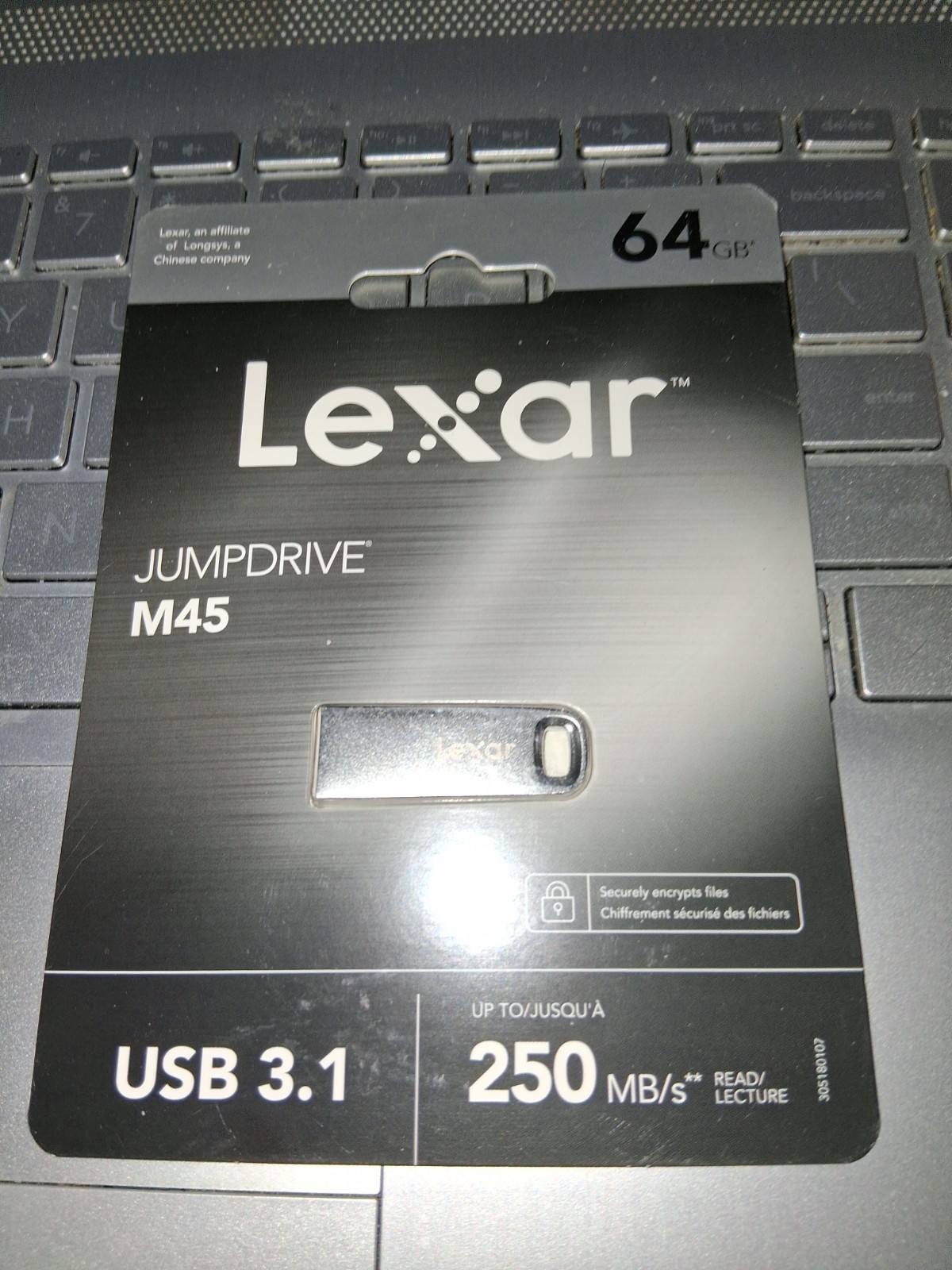 Lexar® JumpDrive® M45 USB 3.1 Flash Drive, 64GB and 128GB, 250MB/second, Silver