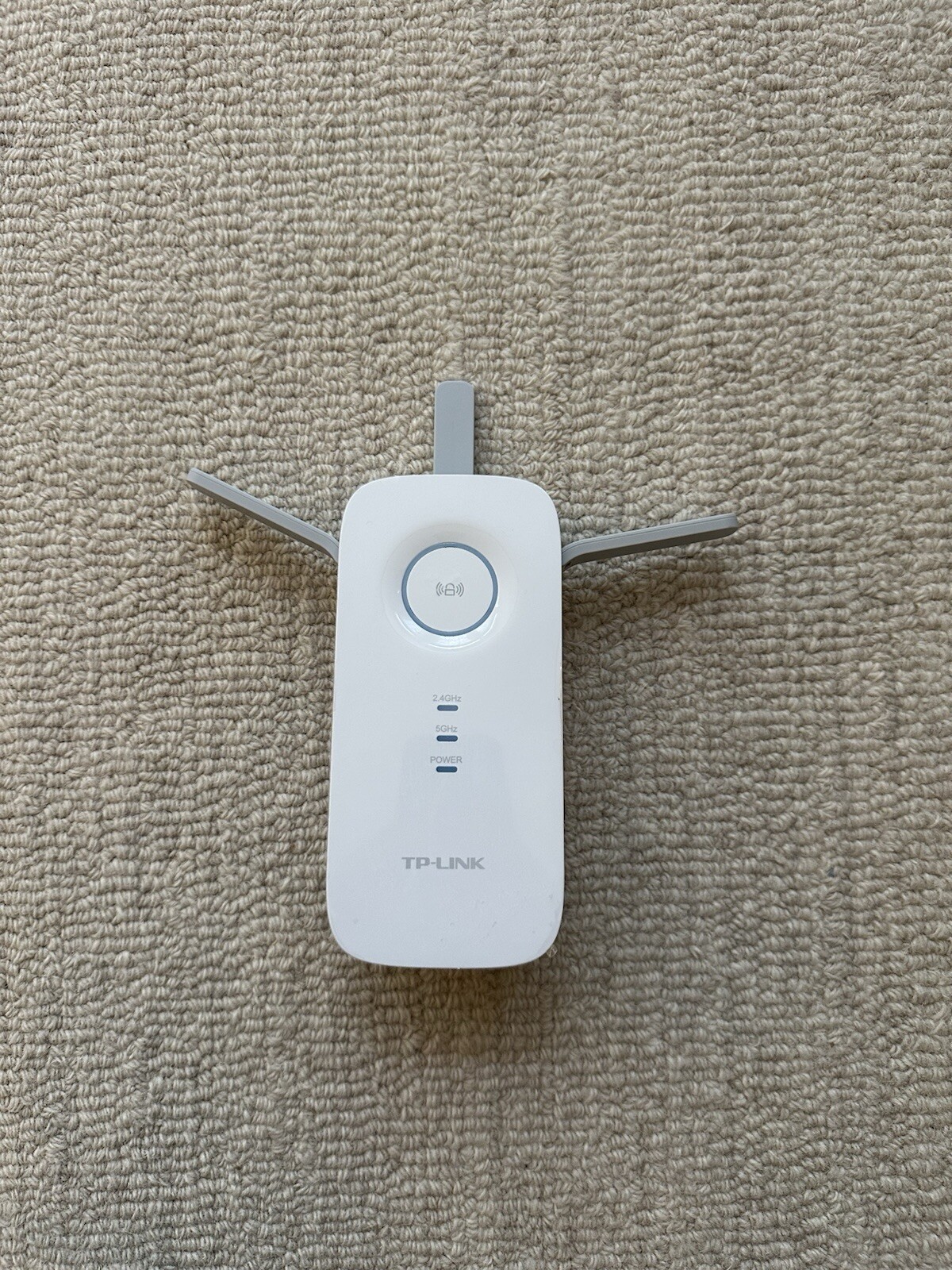 TP-Link RE355 AC1200 Gigabit Ethernet Port Wi-Fi Range Extender Repeater