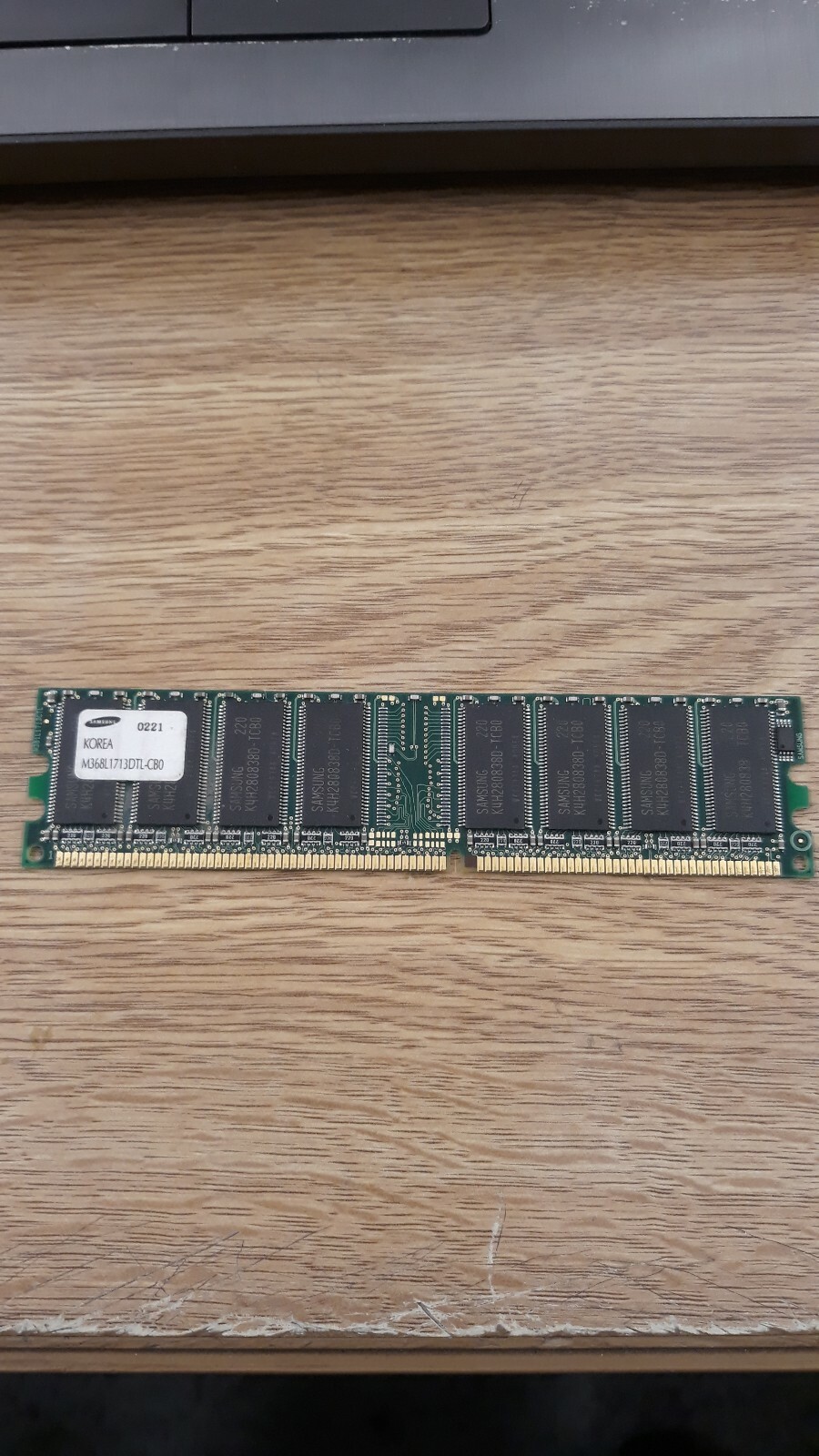 128MB SAMSUNG MEMORY RAM M368L1713DTL-CB0 - USED   SSG387
