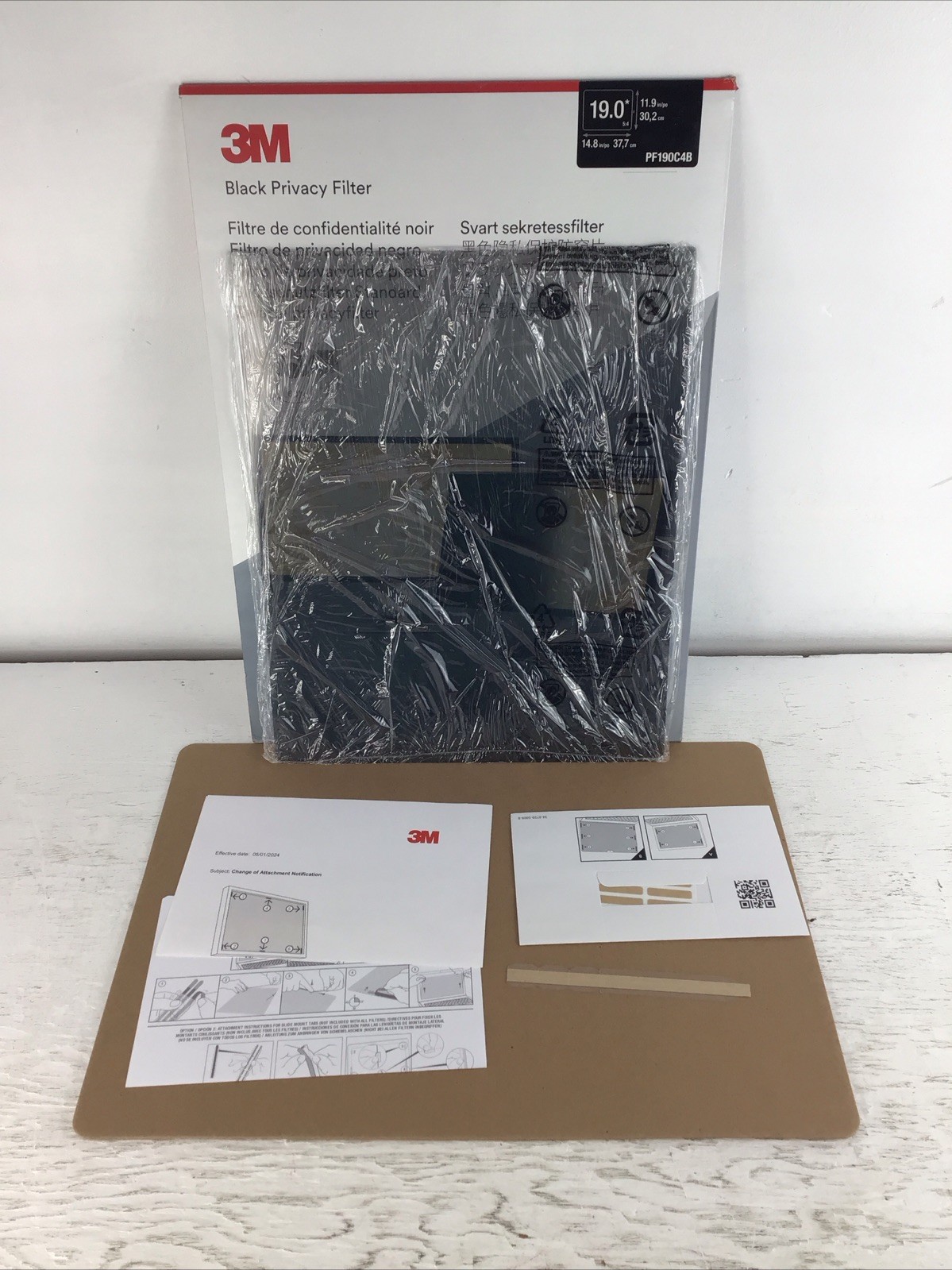 3M Black Privacy Filter for 19" Standard Monitor (PF190C4B)