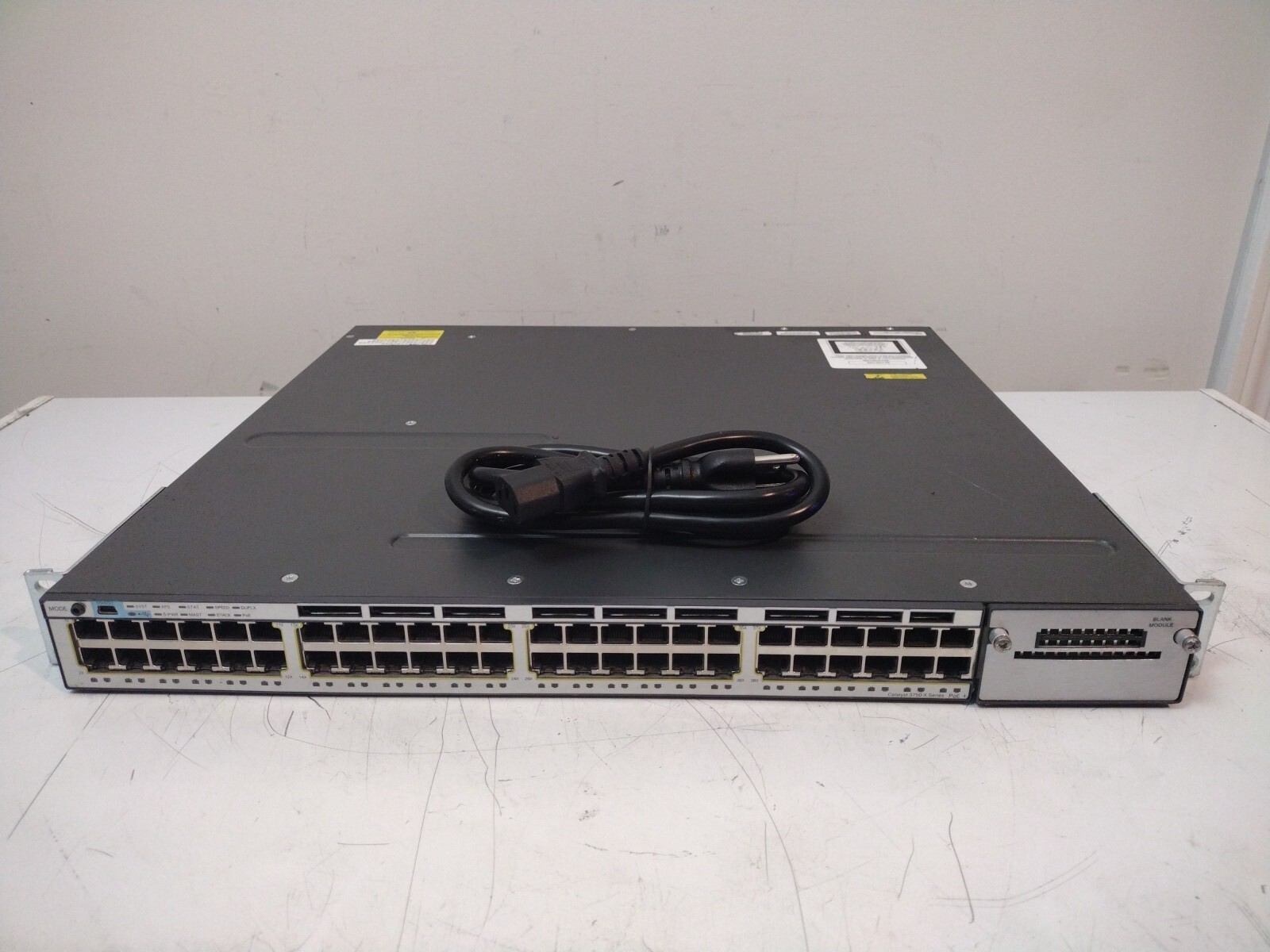 Cisco WS-C3750X-48PF-L (WS3750X-3560X) 48-Port PoE+ Gigabit Switch C3KX-PWR-350W