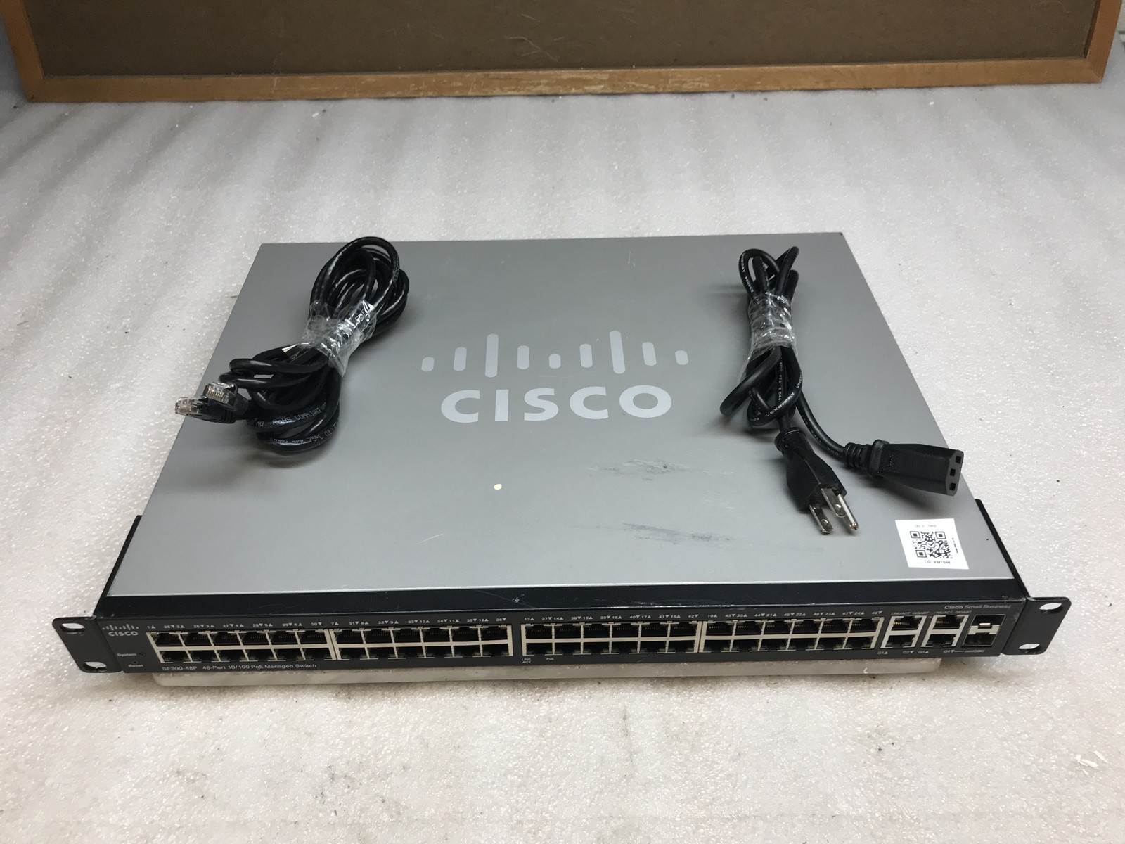 Cisco SF300-48P 48-Port 10/100 PoE Ethernet 2x SFP Smart Managed Network Switch