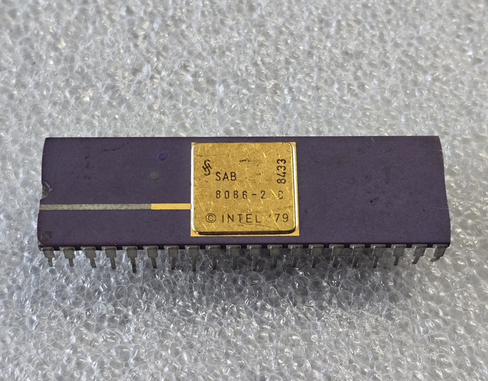Vintage, Intel 8086 CPU, 1979, Rare Collectible Microprocessor, Purple Ceramic