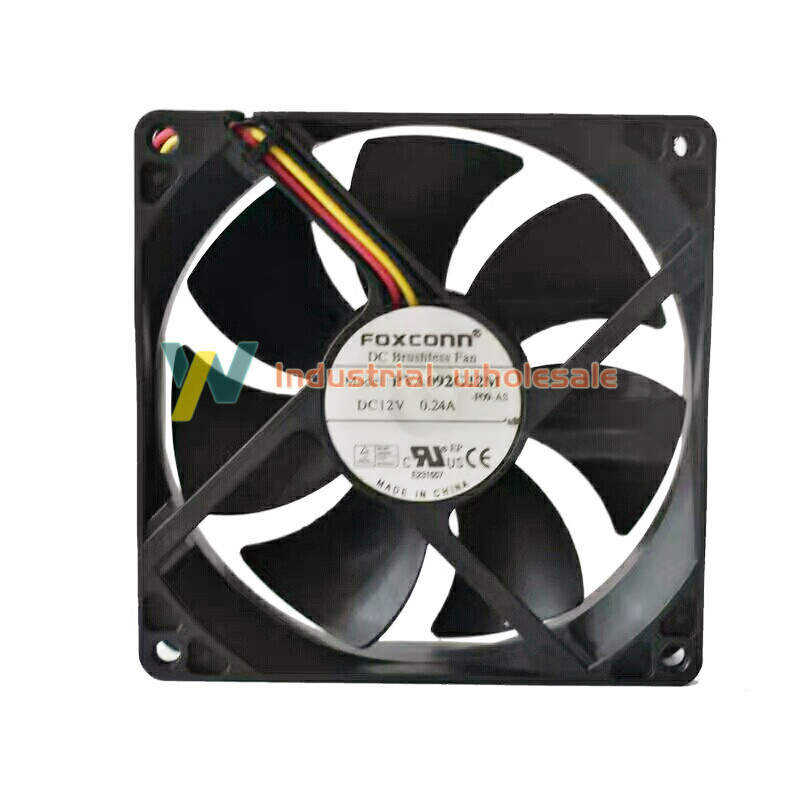 1PC brand new FOXCONN PVA092G12M 90*90*25MM 12V 0.24A 3Pin Cooling Fan