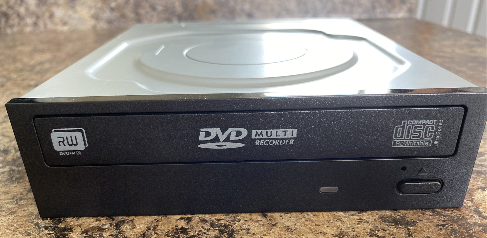 HP DH-16ACSH DVD±RW DVD/CD Read/Write R/W Black SATA Optical Drive