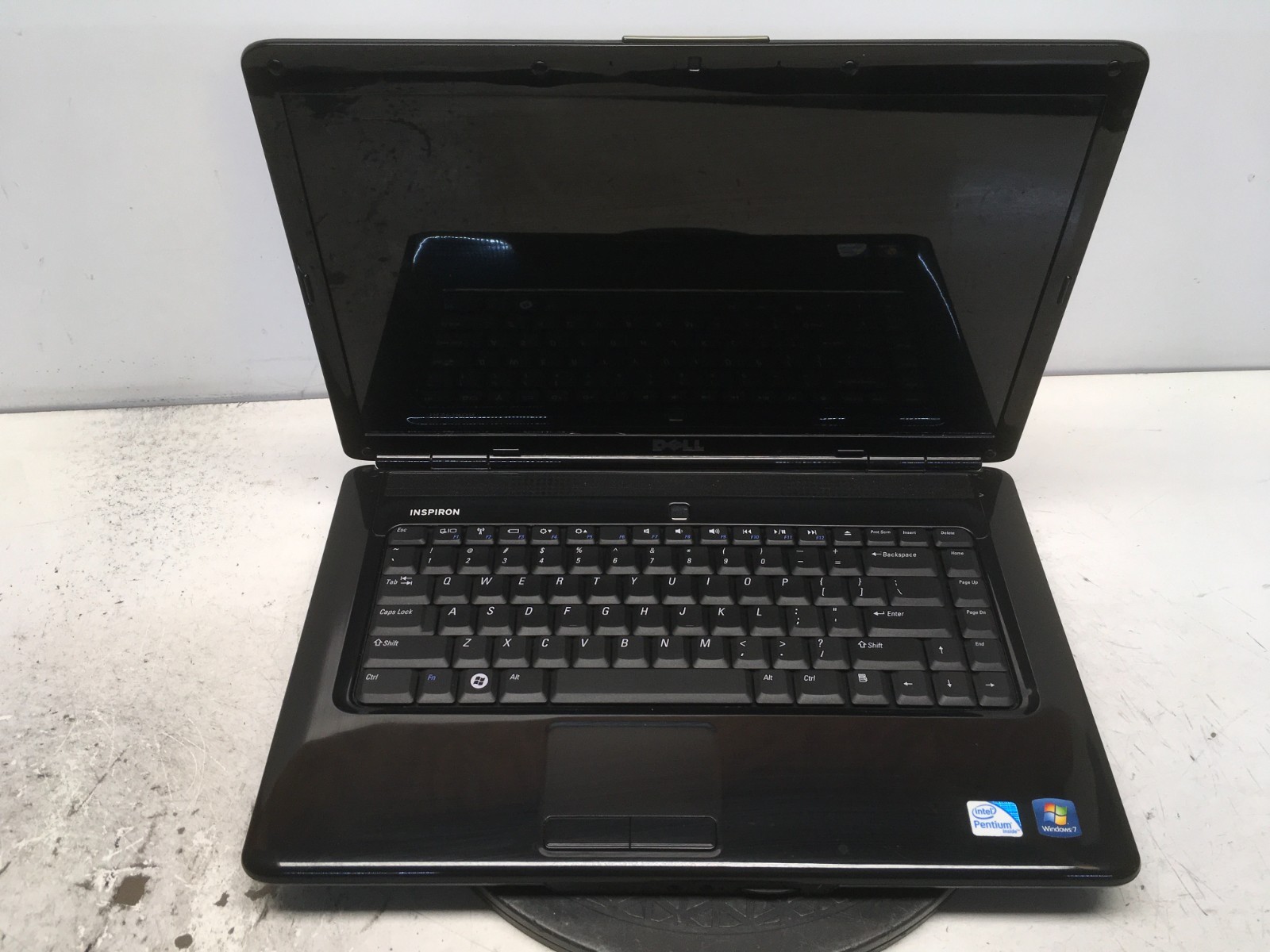 Dell Inspiron 1545 Intel Pentium T4300 2.1GHz 1 GB NO HDD No Batt
