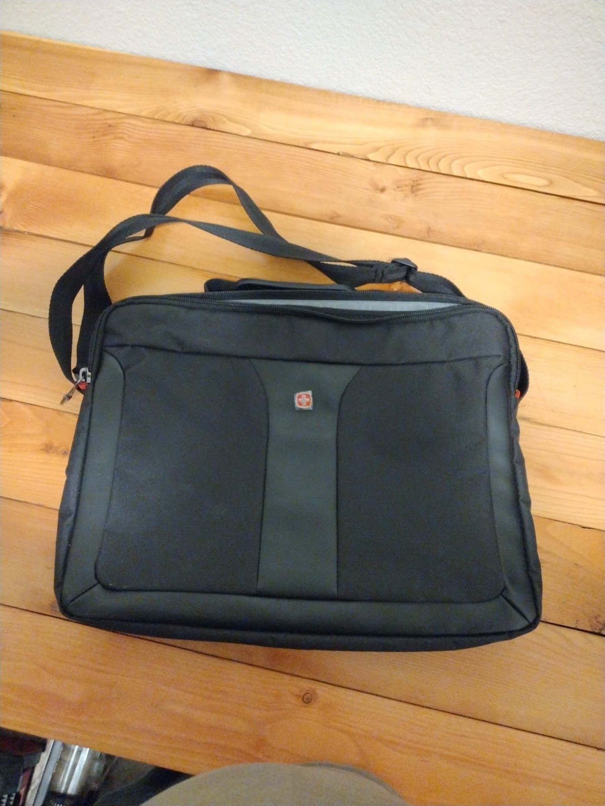 Wenger Swiss Gear Patriot II 15.6" Laptop Briefcase Slimcase Black Business Bag